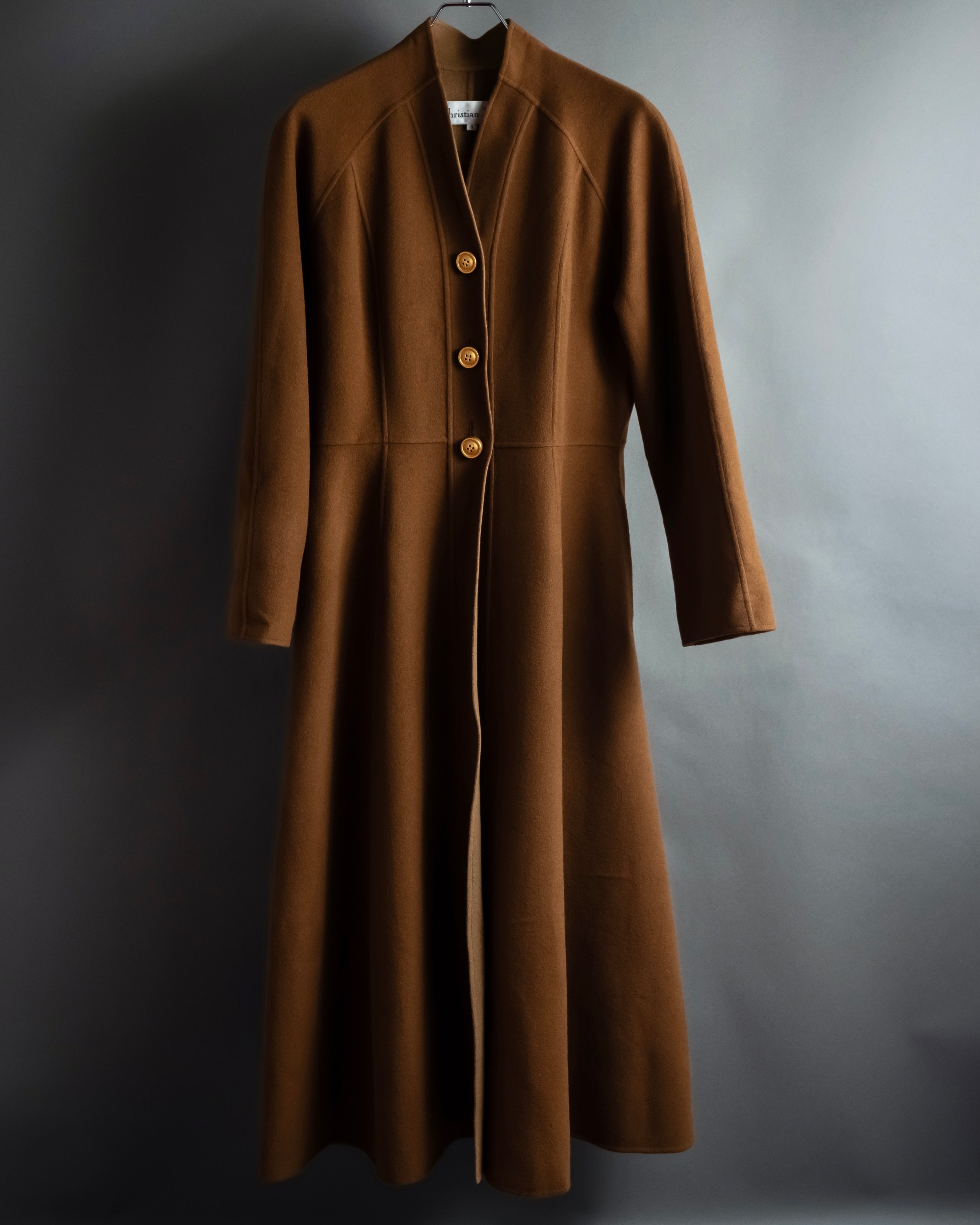 -SPECIAL- "Christian Dior" 80's-90's
Shaped flare silhouette collarless coat