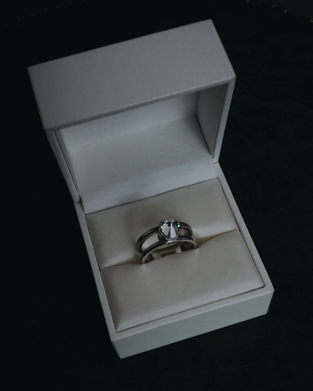 "Christian Dior" 00’s industrial solitaire crystal signet ring