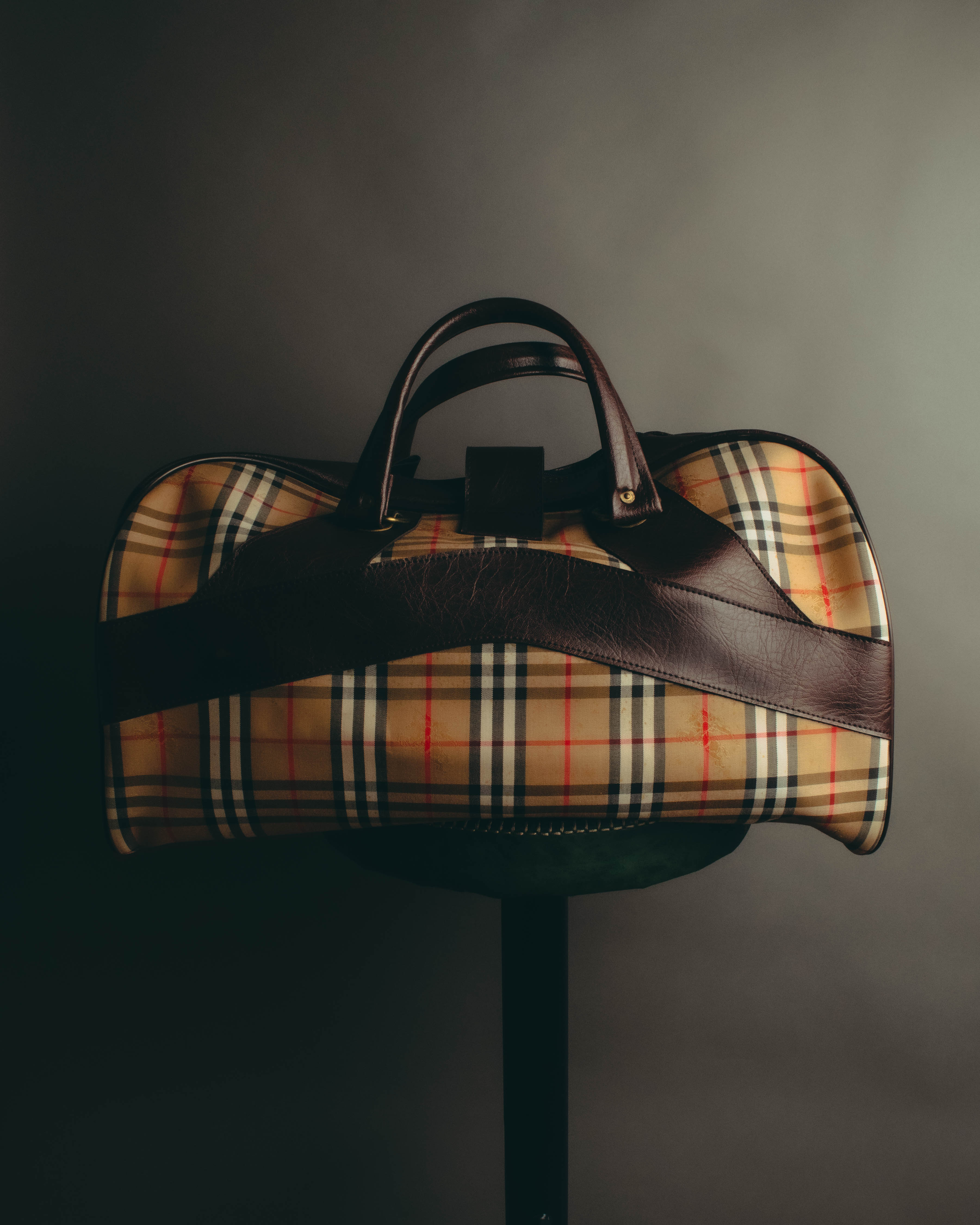 -SPECIAL- "Burberrys" 80's-90's Classic check textured leather boston bag