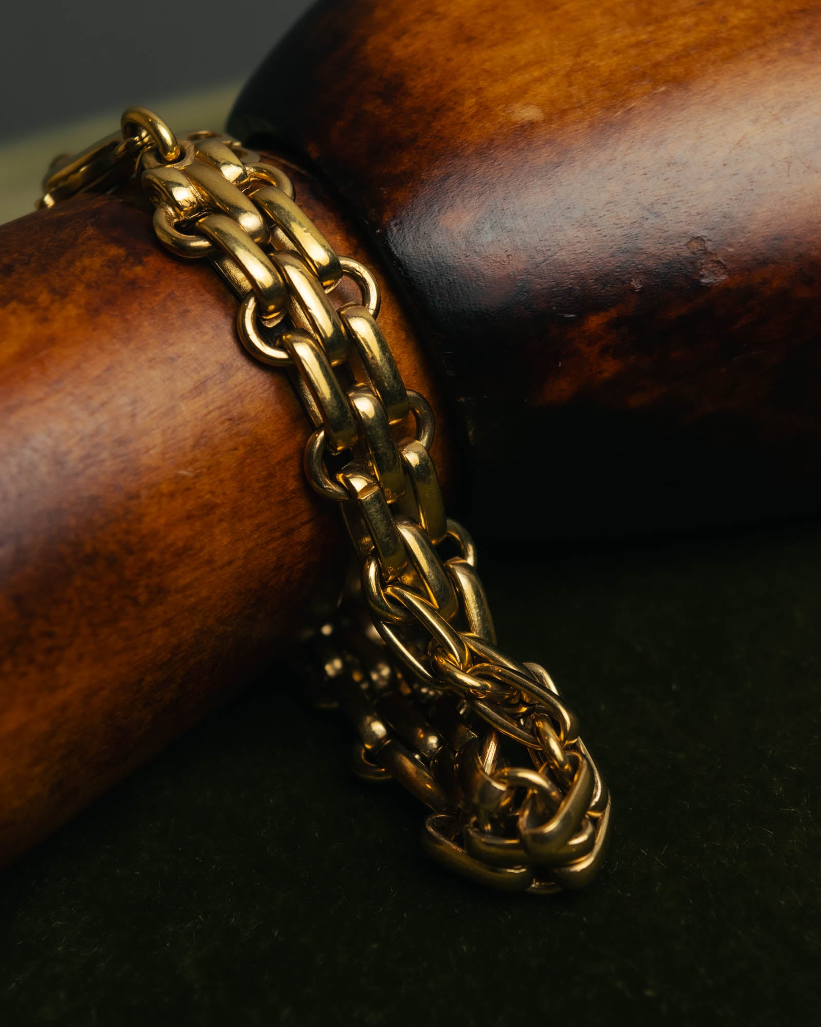 "Christian Dior" 80's-90's Gold-tone chain bracelet