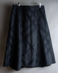 "BURBERRY" Tone-on-tone check pattern flared skirt