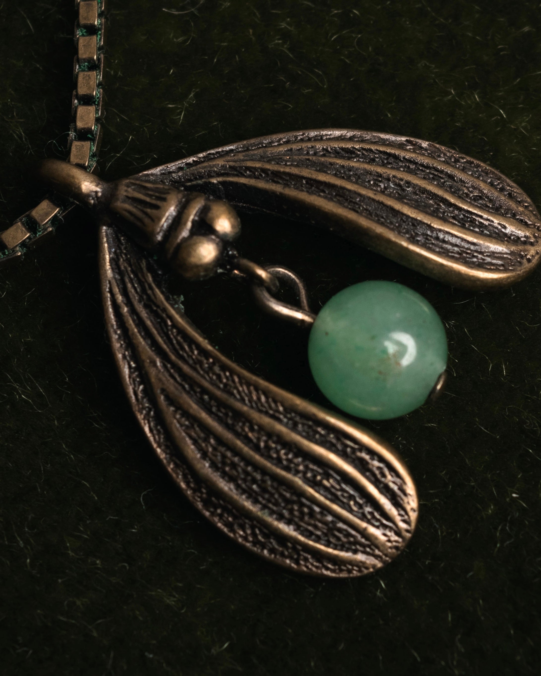 “Christian Dior” 90’s-00’s Antique gold botanical pendant necklace
