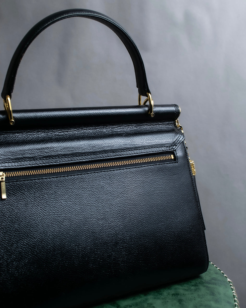 "VALENTINO" Garavani gold metal design leather hand bag