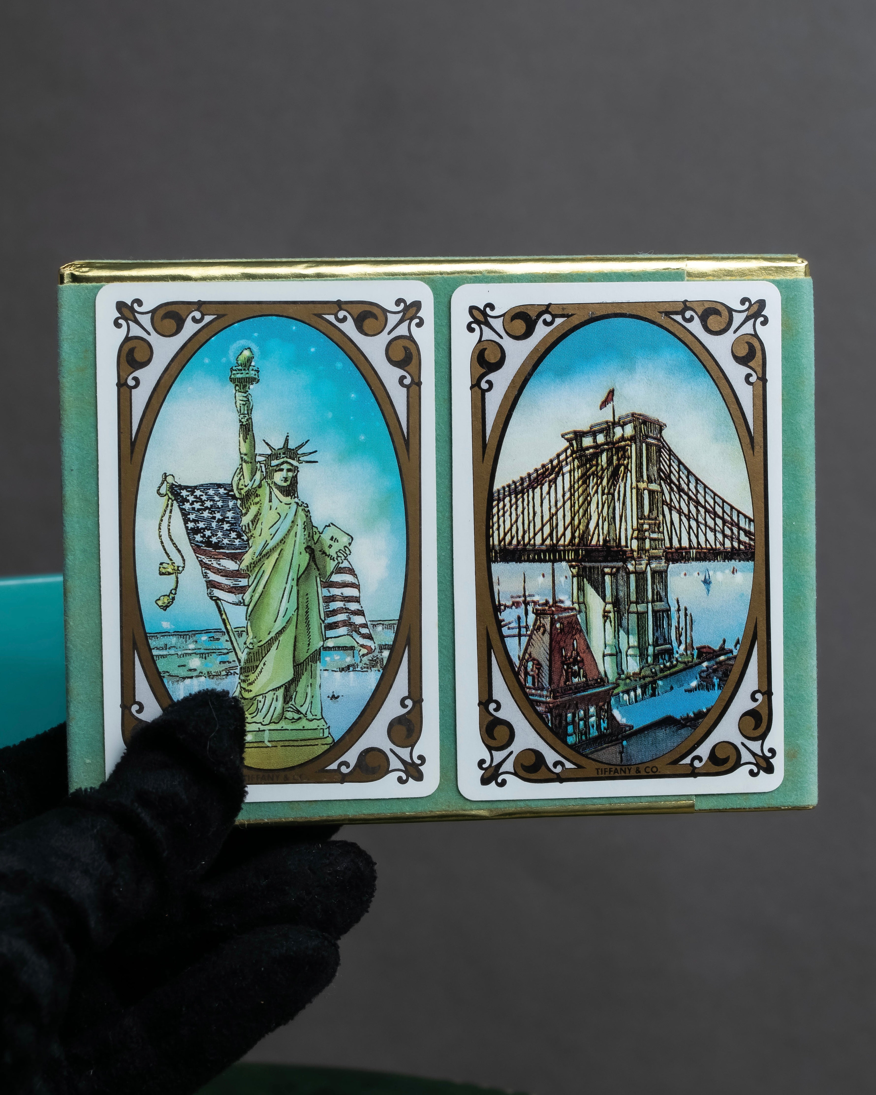 "Tiffany&Co" American motif playing card set