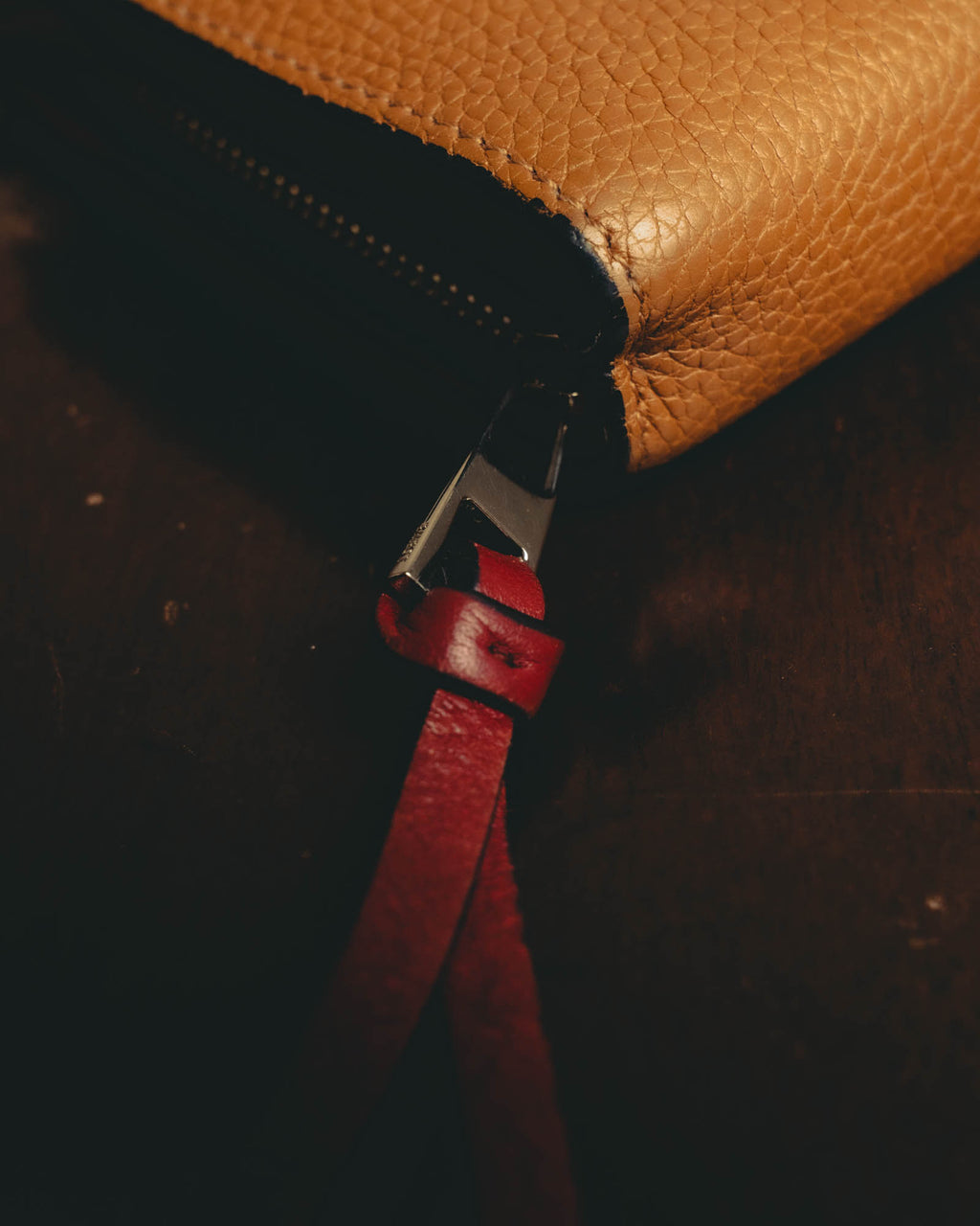 "LOEWE" 20's Bicolor small vertical leather wallet