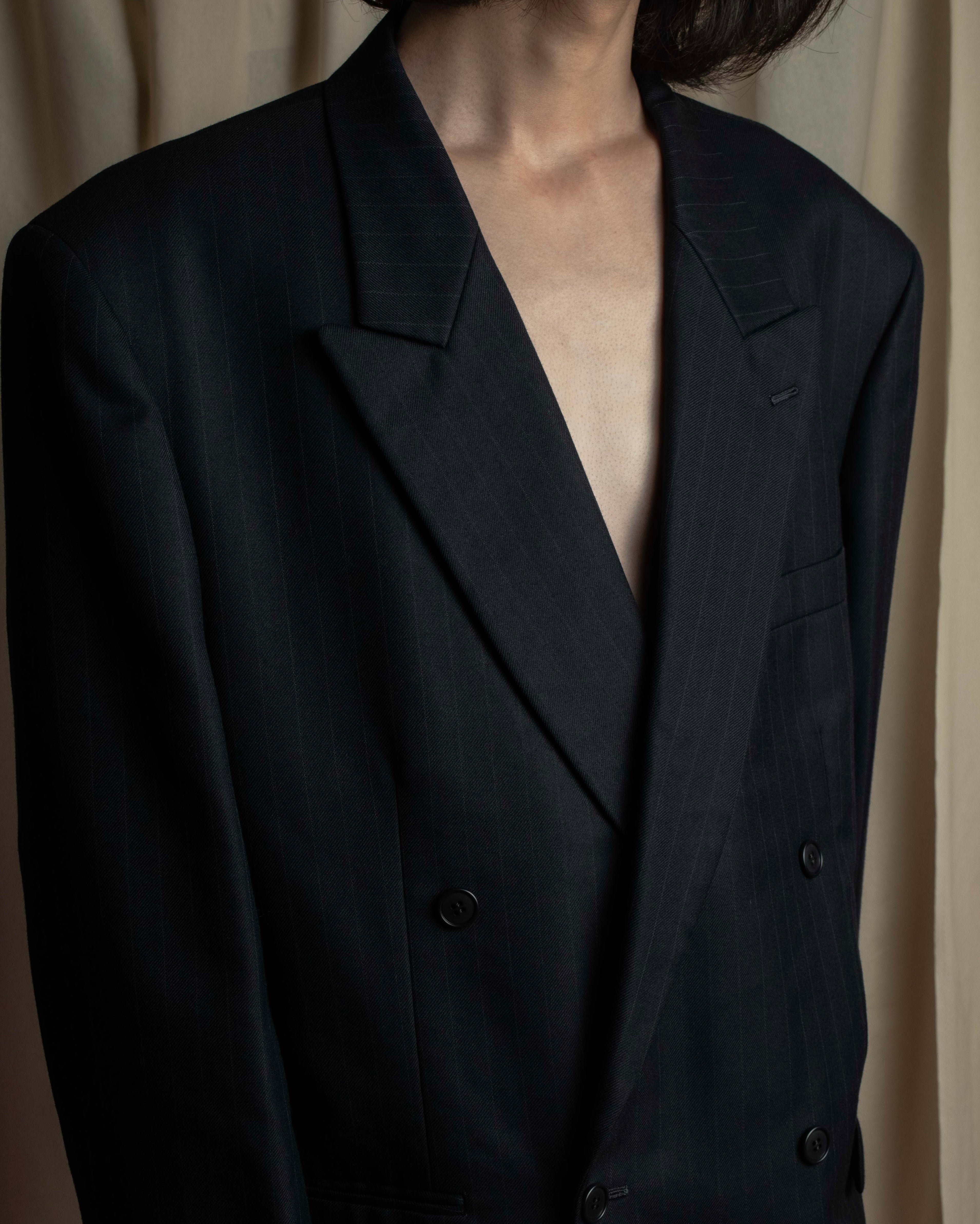 "YVES SAINT LAURENT" 00's shadow stripe pattern beautiful tailoring set up