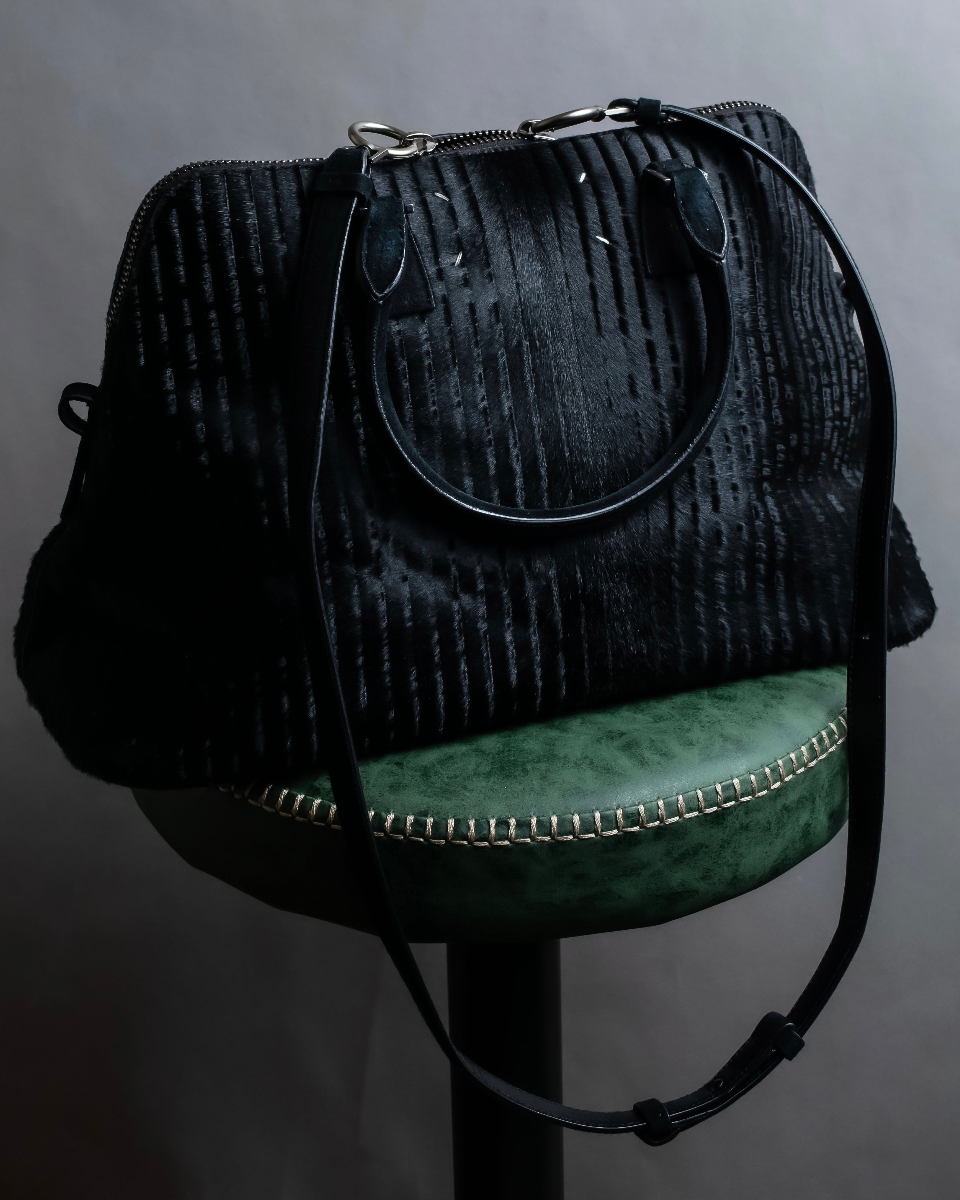 "MAISON MARGIELA" 5AC Harako leather corduroy combination 2way bag