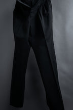 "YVES SAINT LAURENT" Straight tailoring design set up