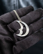 "Tiffany&Co" Crescent moon paloma picasso necklace