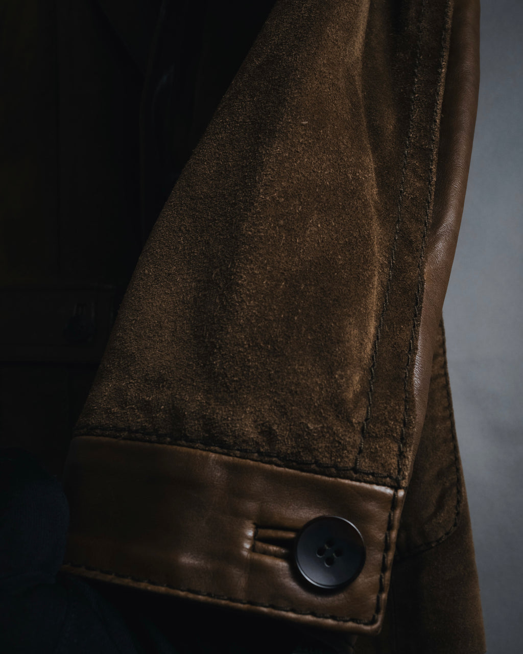 "GUCCI"Mid 2000s suede & smooth leather combination tailored jacket