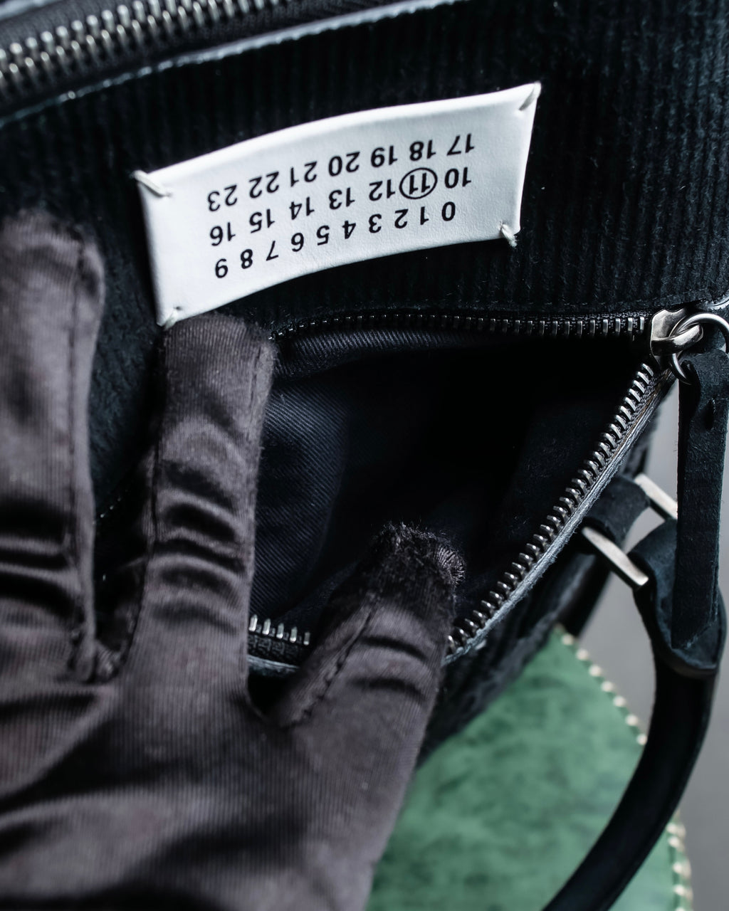 "MAISON MARGIELA" 5AC Harako leather corduroy combination 2way bag