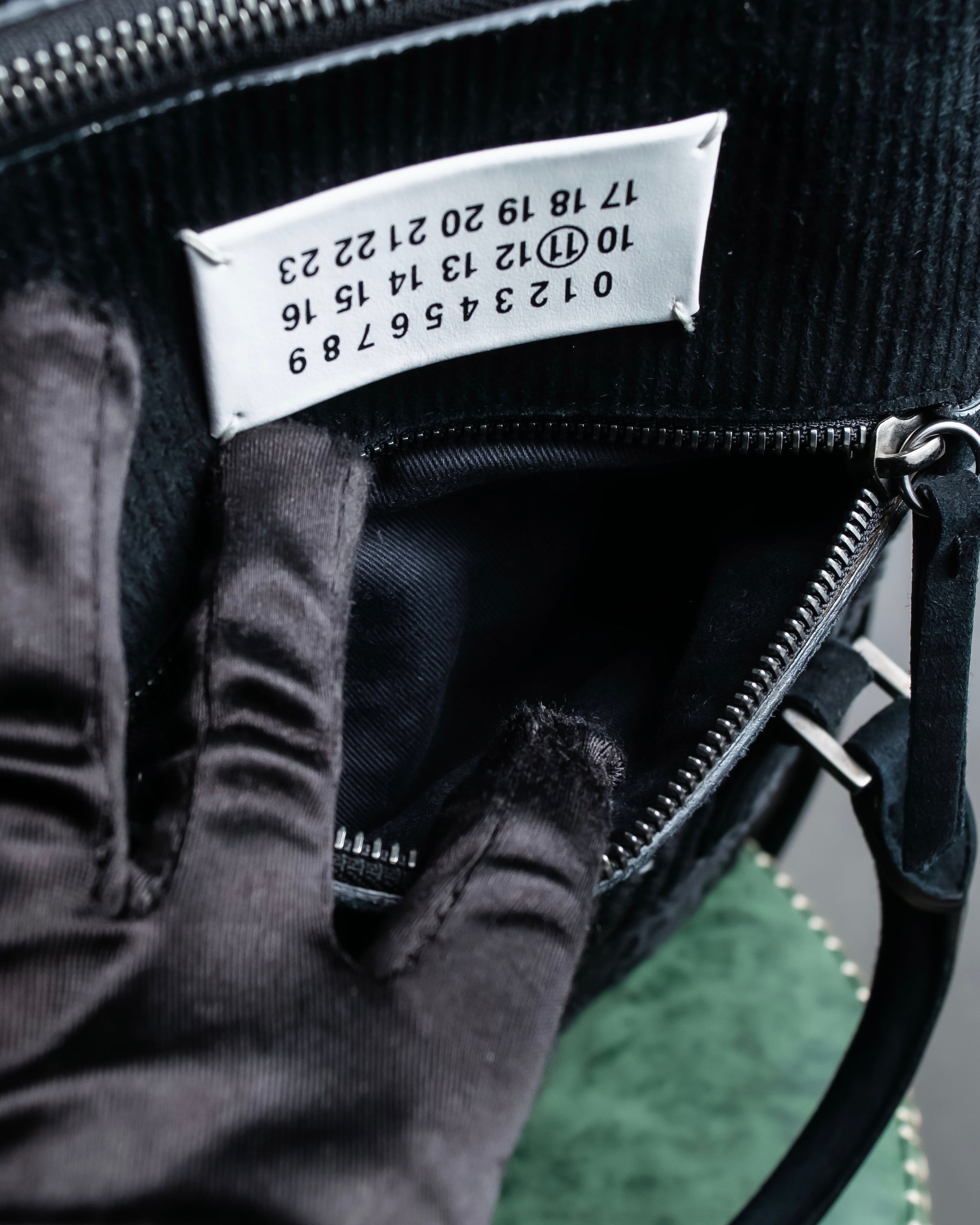 "MAISON MARGIELA" 5AC Harako leather corduroy combination 2way bag