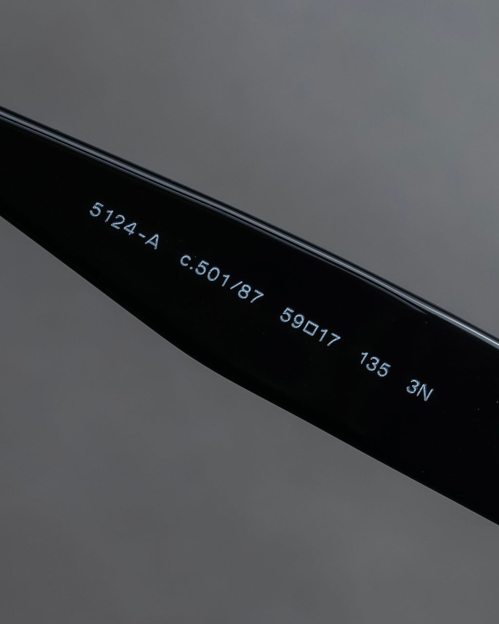 "CHANEL" Matelasse quilted design sunglasses