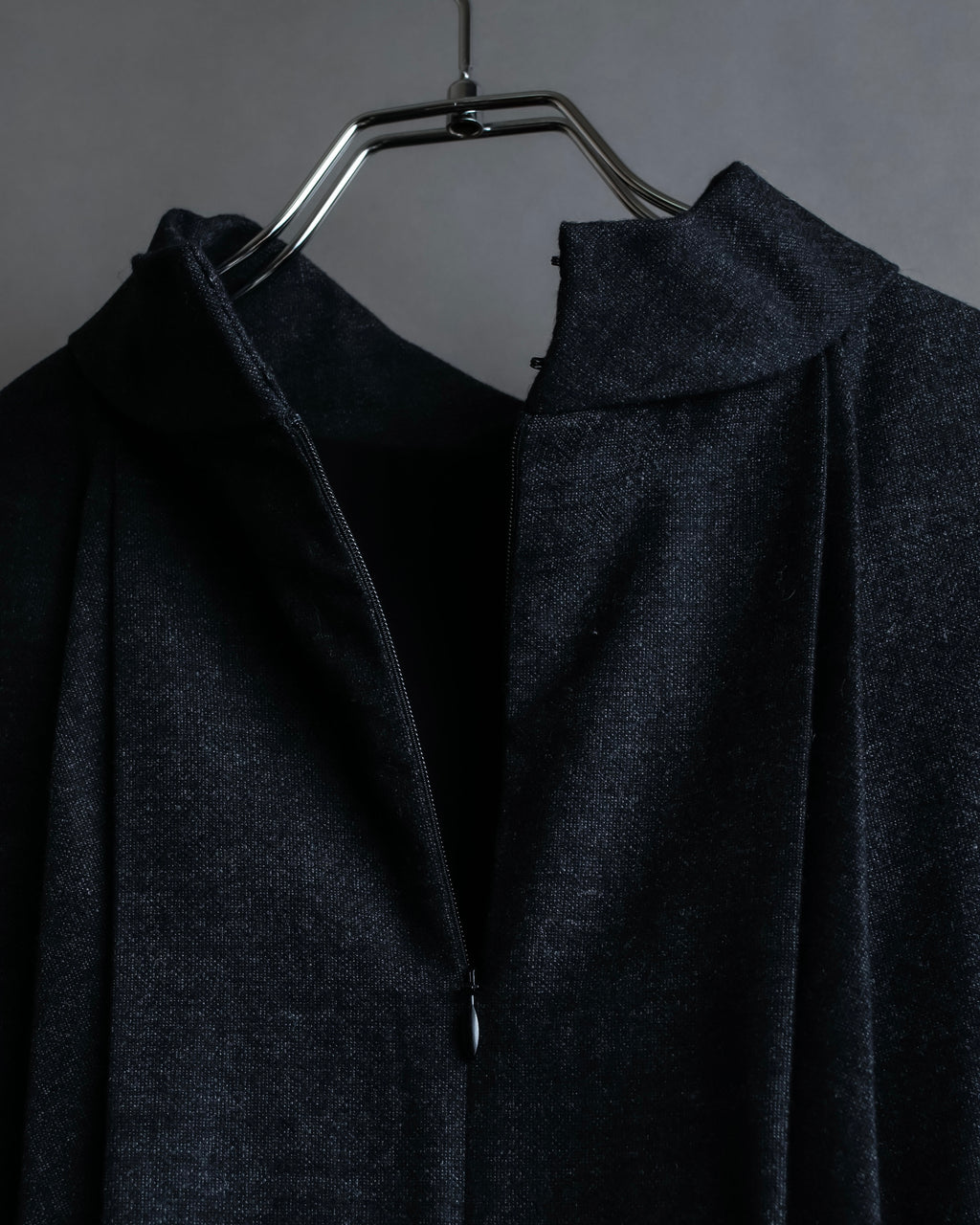 "MAISON MARGIELA" 16AW Deep tuck design sleeveless dress