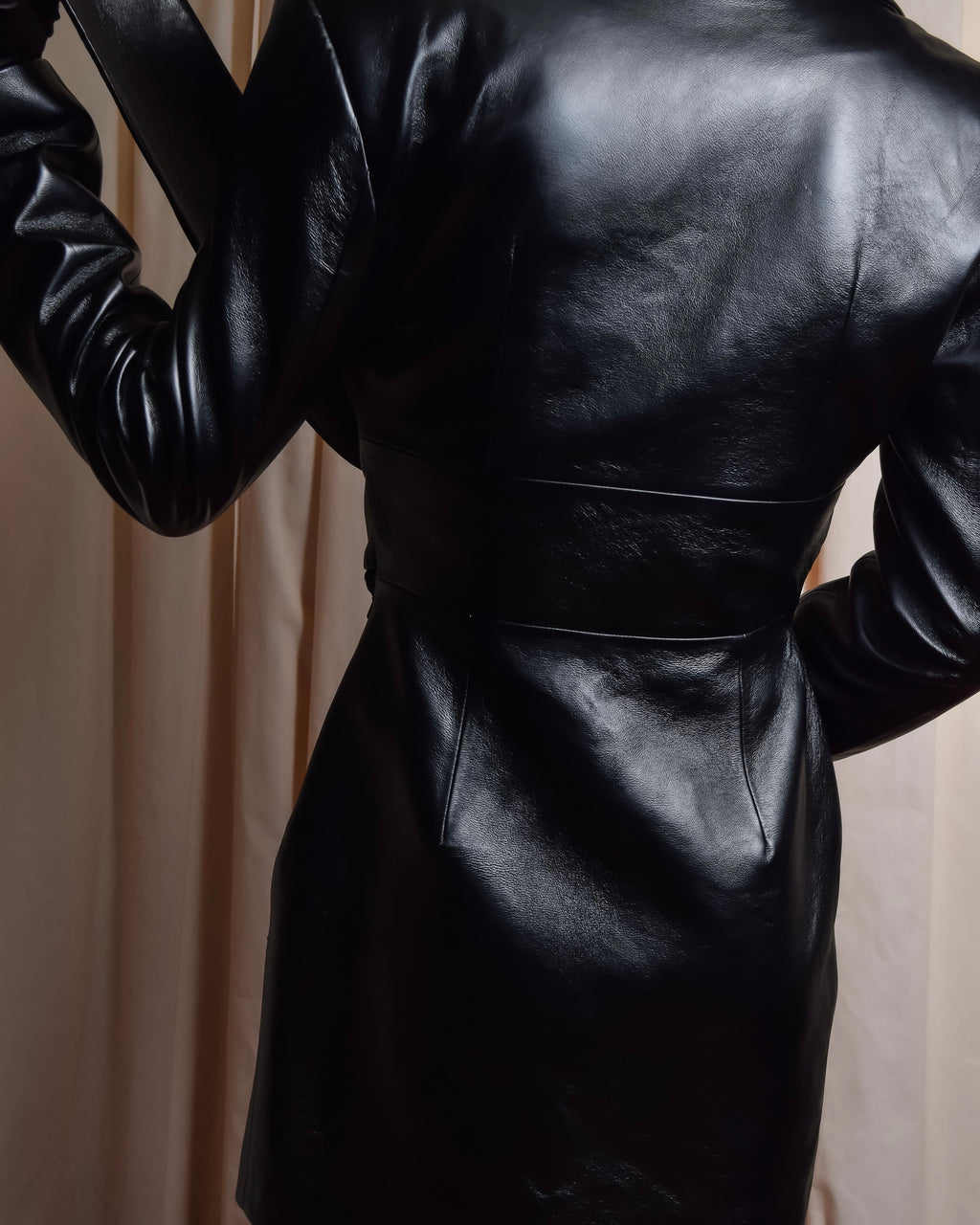"MATÉRIEL TBILISI" Draped belted synthetic leather long jacket