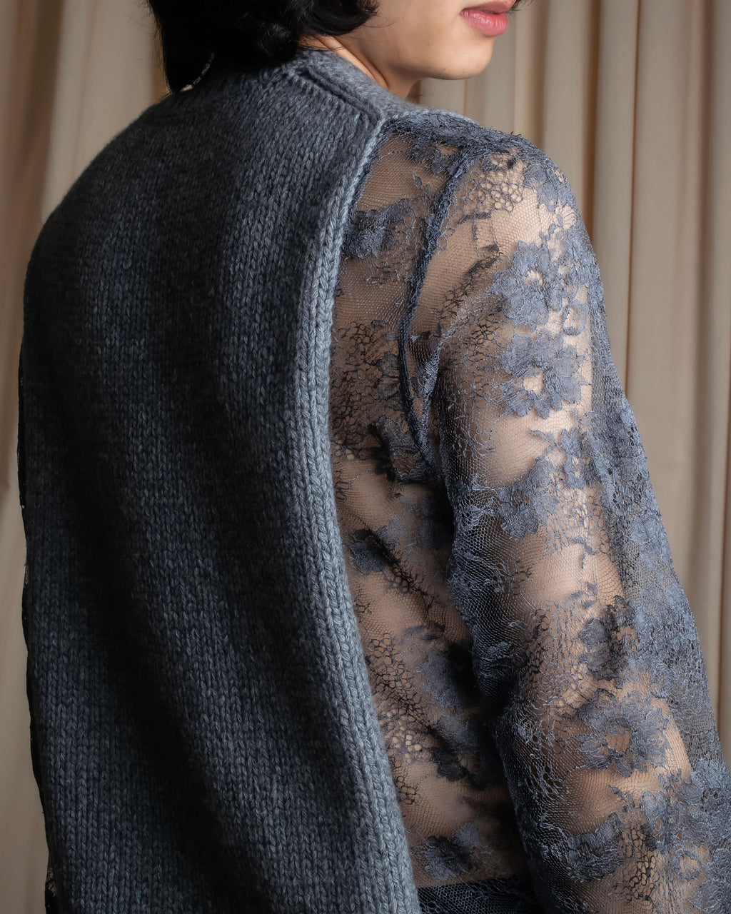 "VALENTINO" Floral lace cable knit docking design pullover