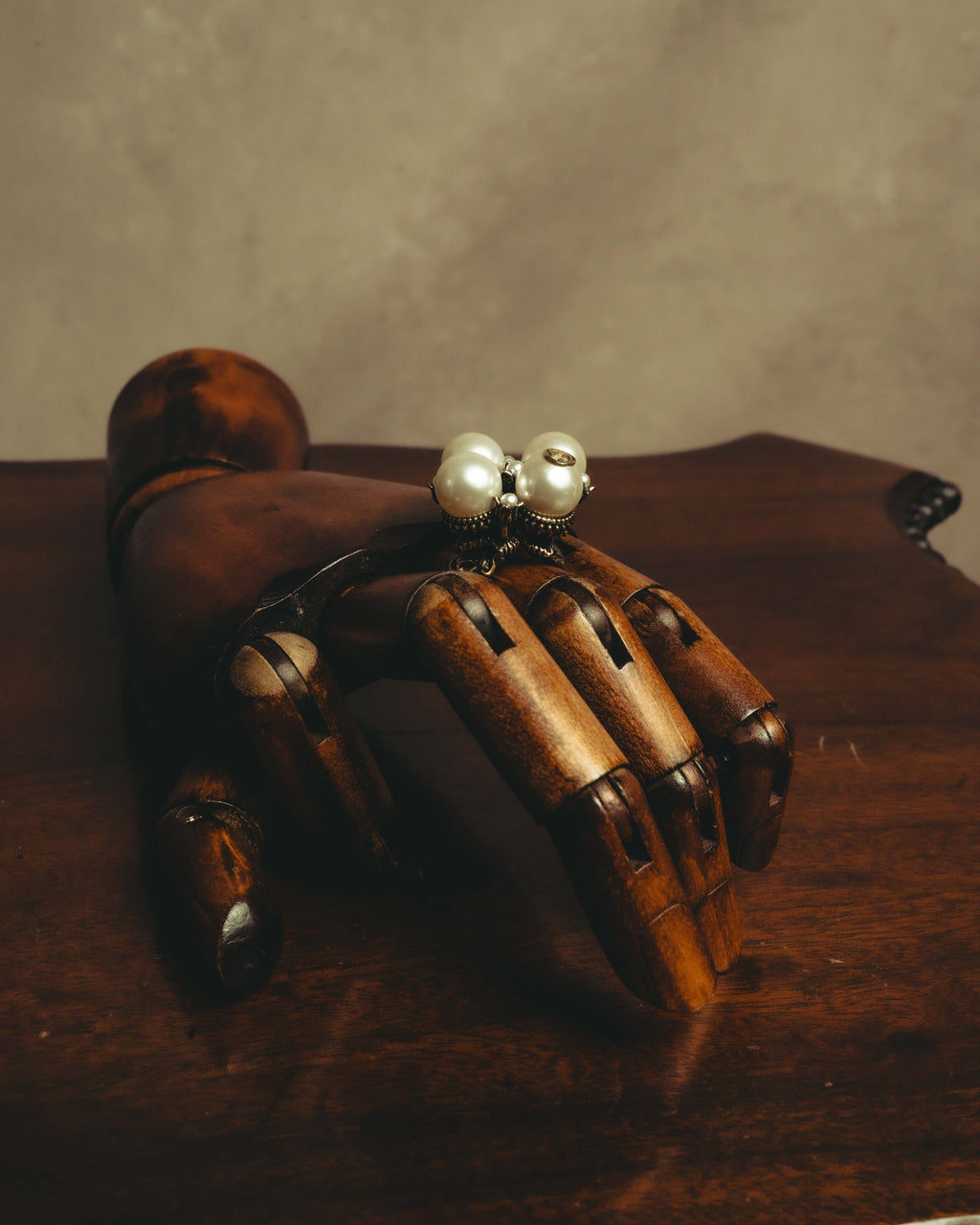 -SPECIAL- "GUCCI" 2015-2022 Pearl cluster sculptural statement ring