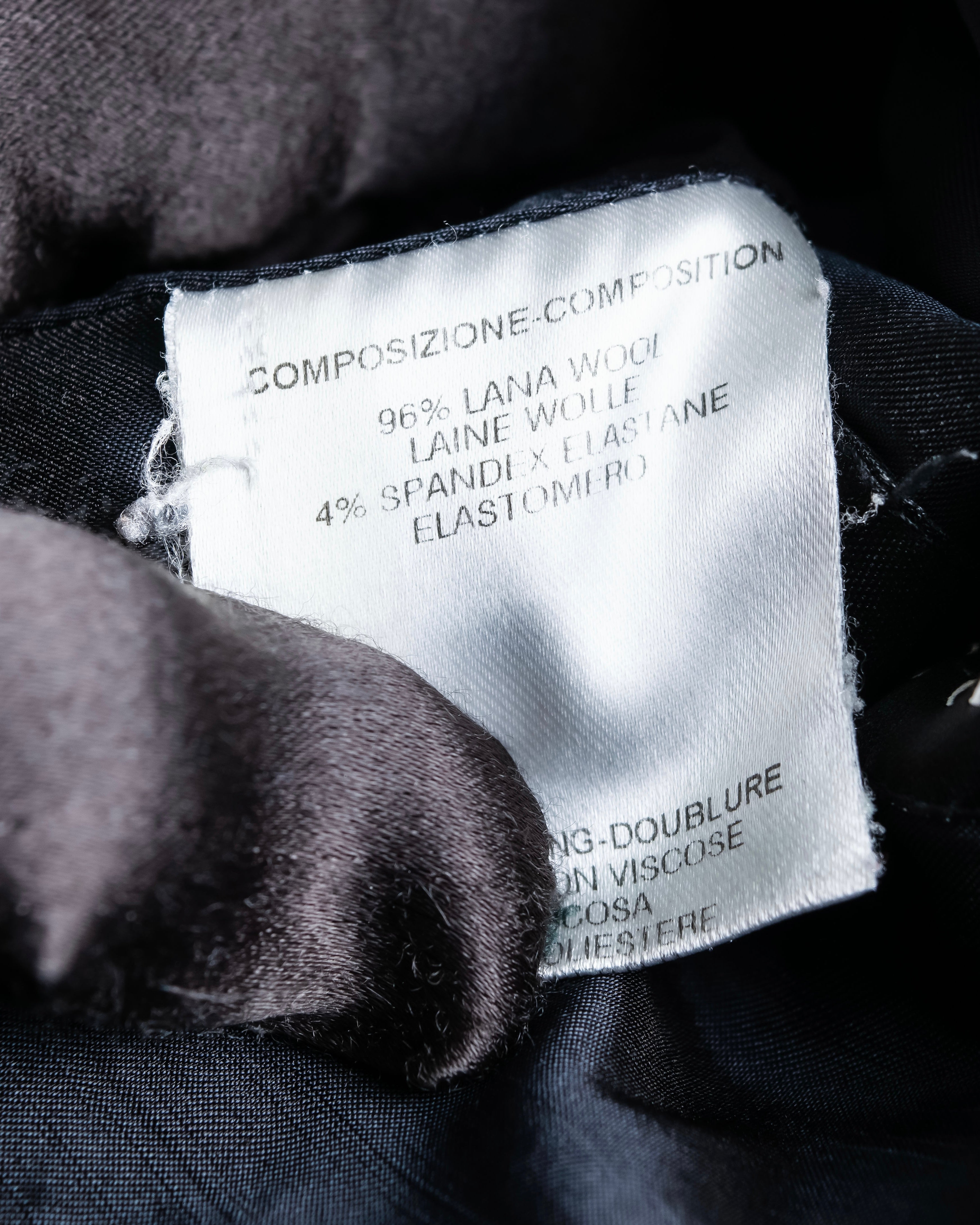 "GUCCI" Shawl collar glossy black jacket