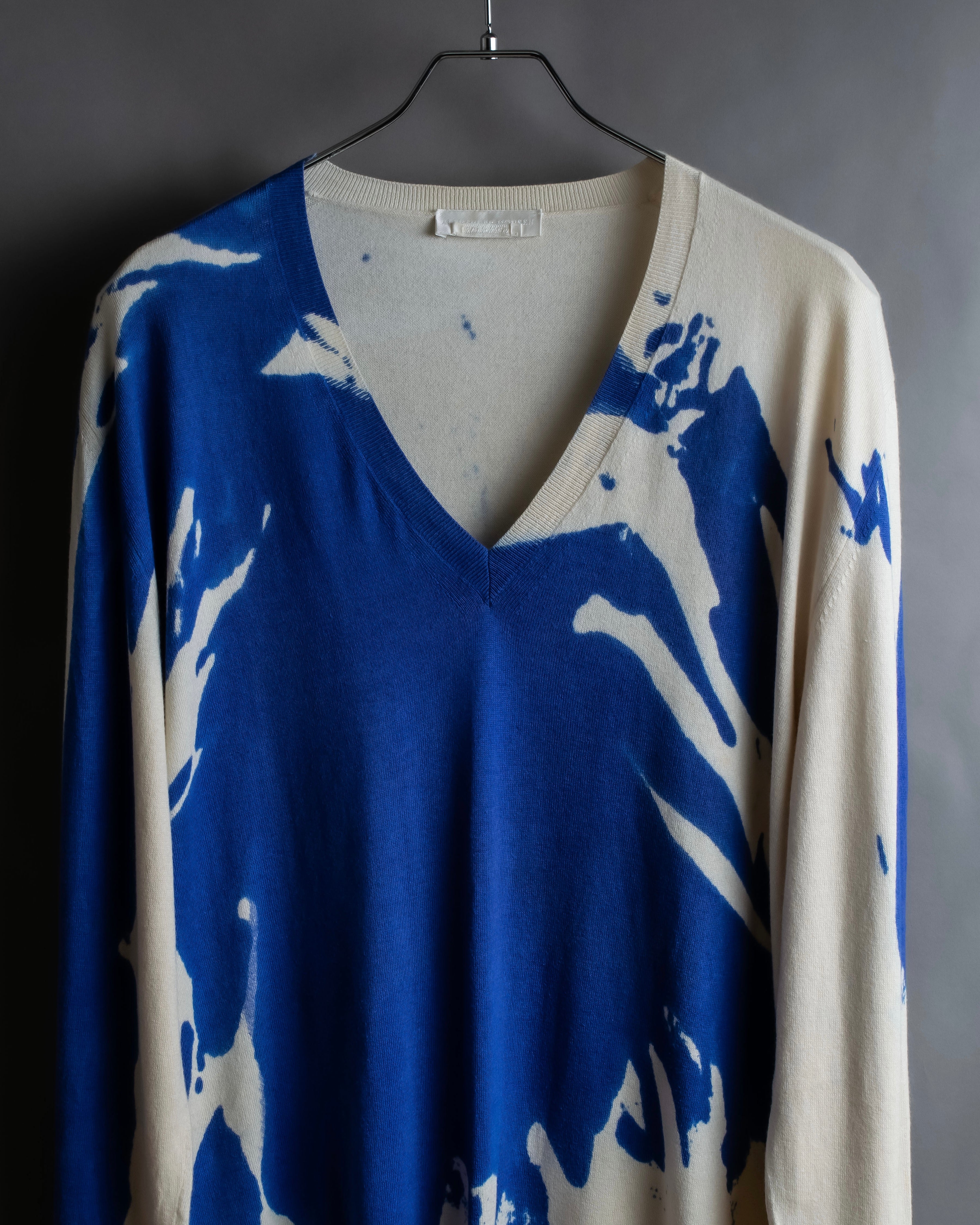 "Alexander McQueen" Painted oversized V-neck knit