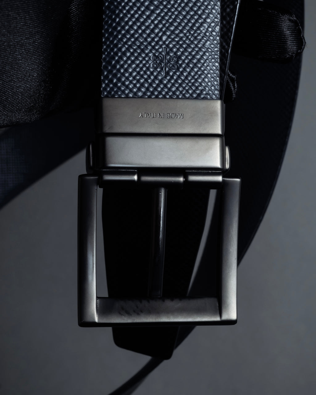 "PRADA" Black x blue reversible design belt