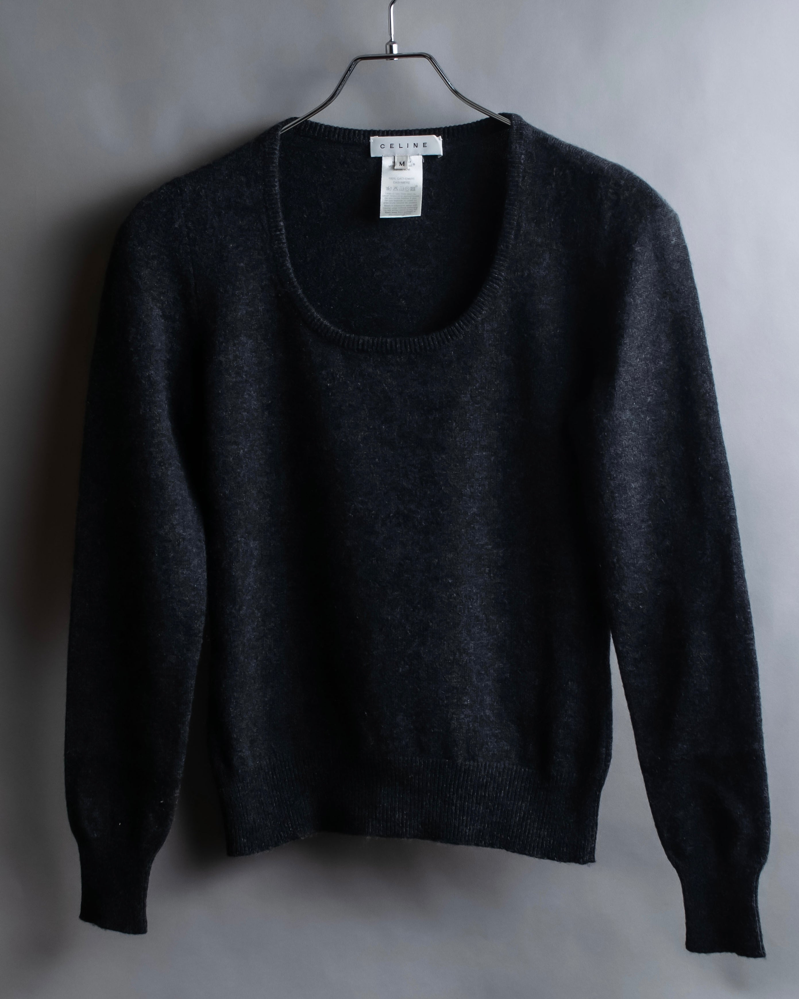 "CELINE" Beautiful U-neck design cashmere knit pullover