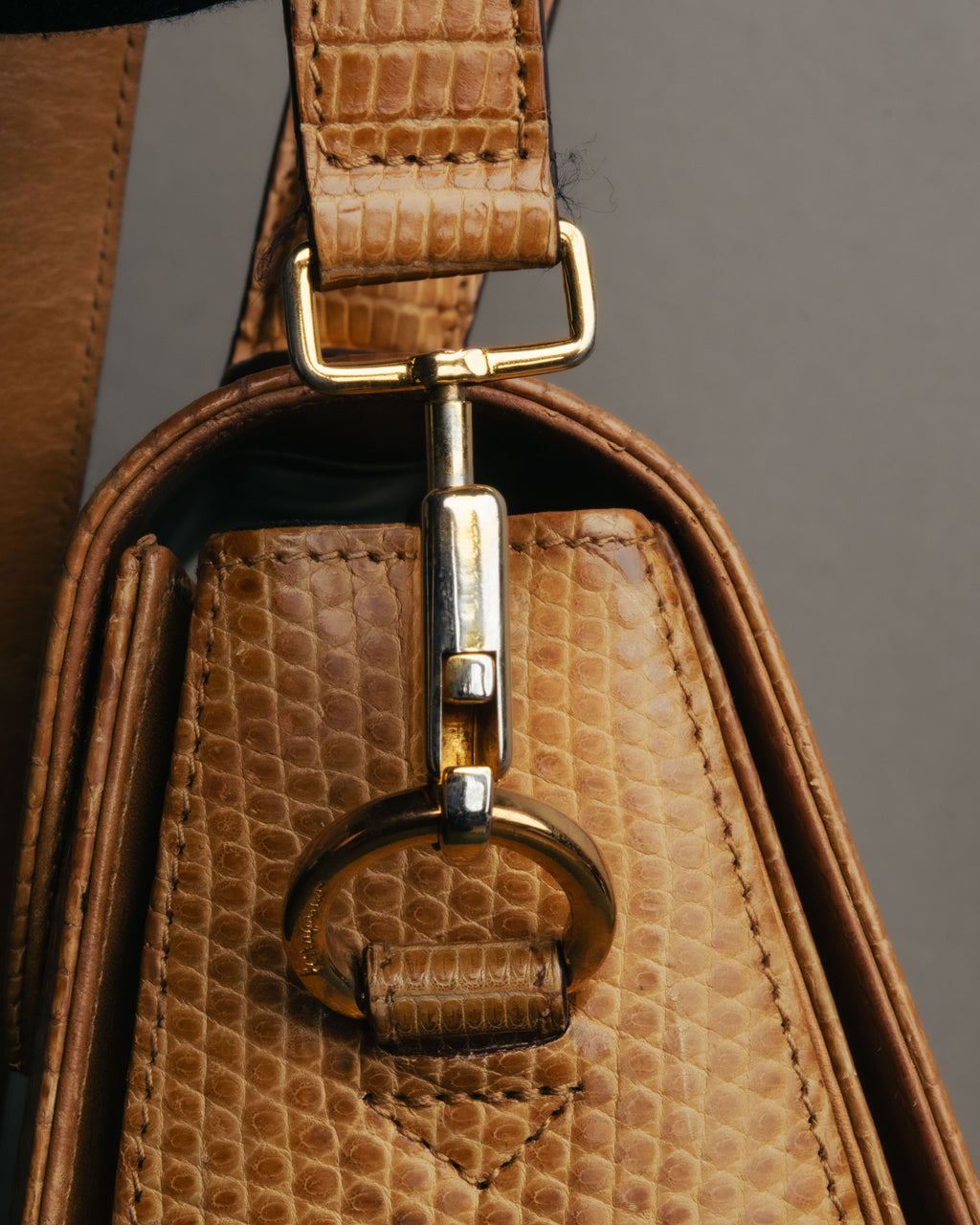 -SPECIAL- “Salvatore Ferragamo” 90’s lizard leather gancini 2way flap bag