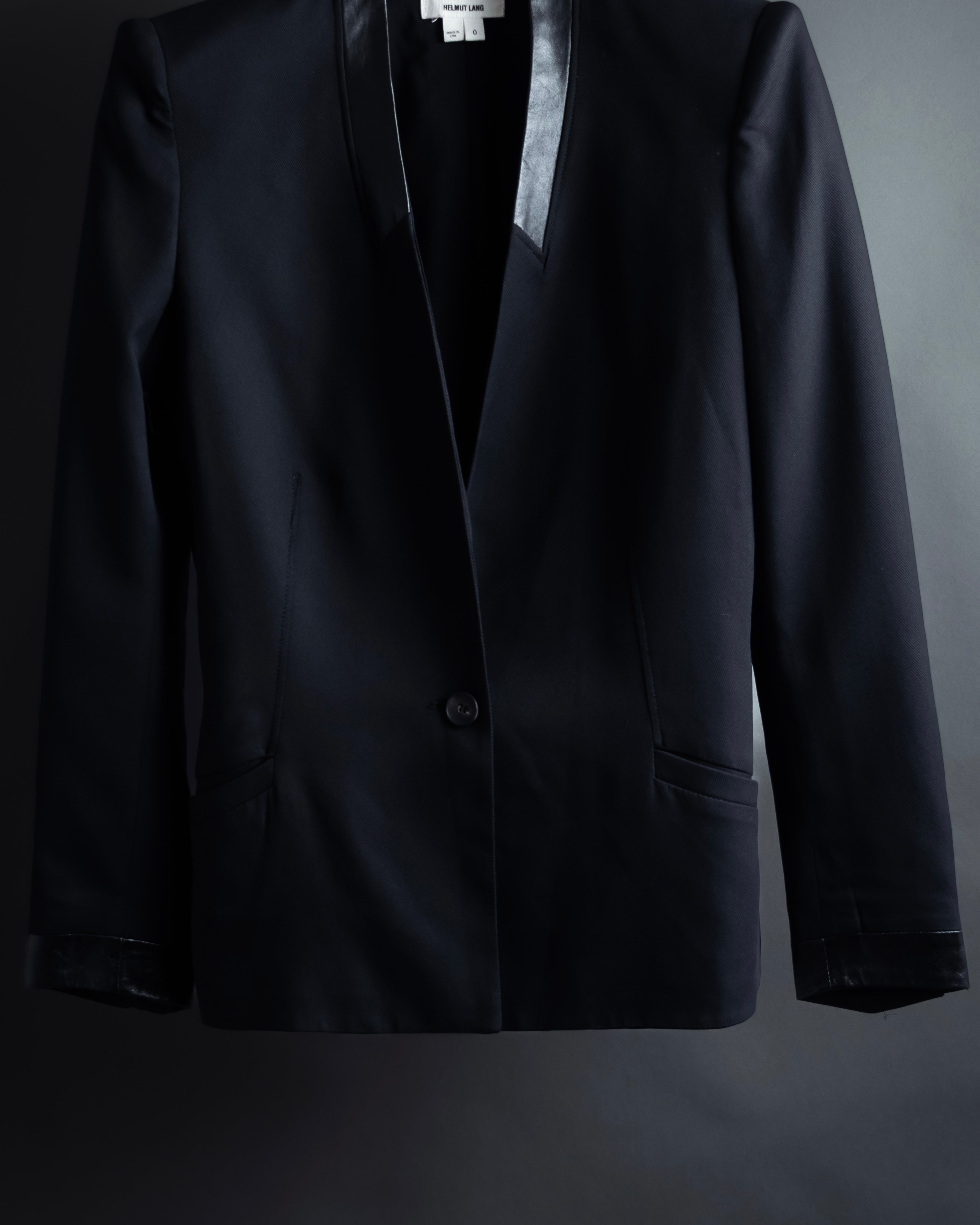 "HELMUT LANG" Leather lapel design, glossy jacket