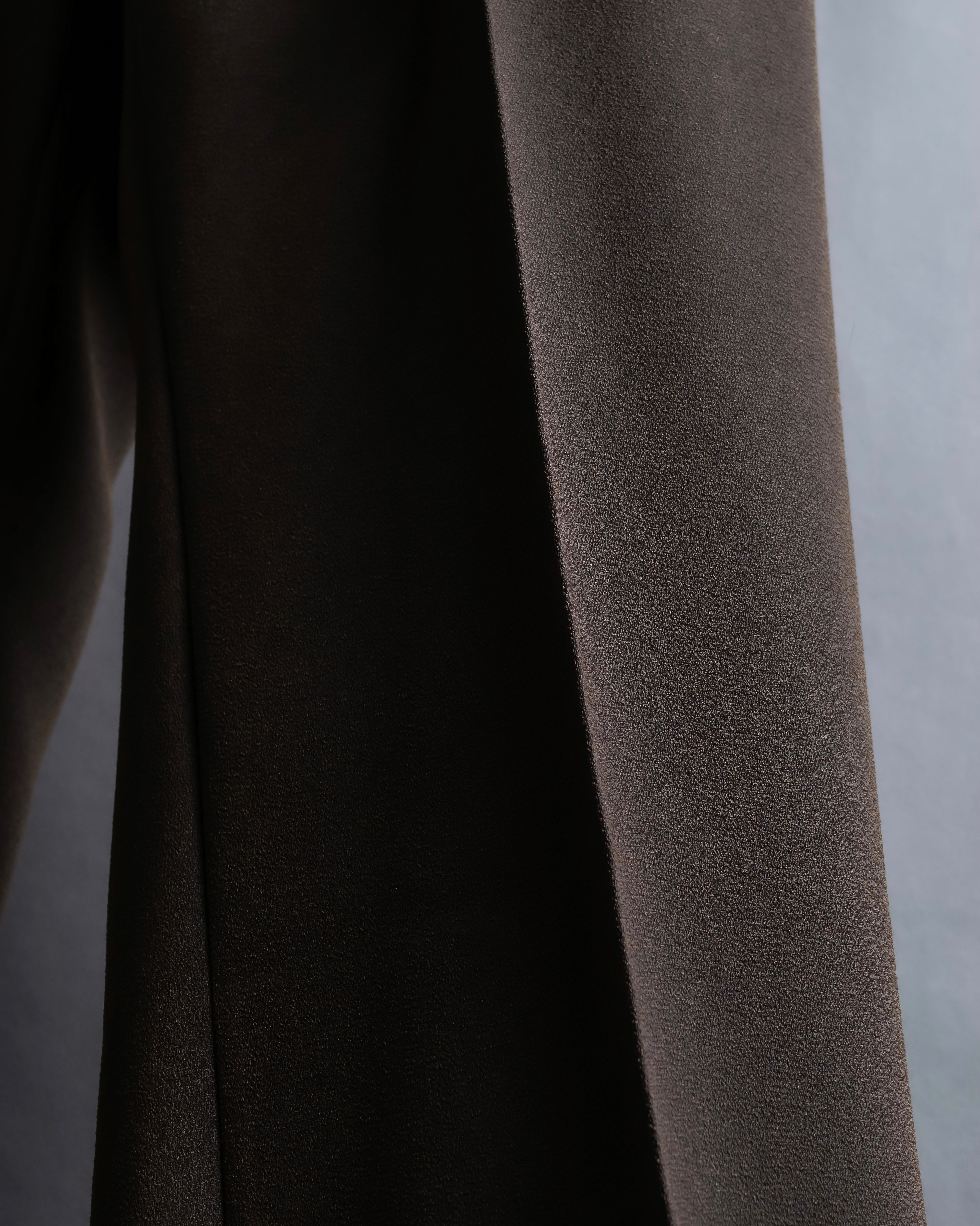 "SHIZUKA KOMURO" Dark brown color easy waist slacks