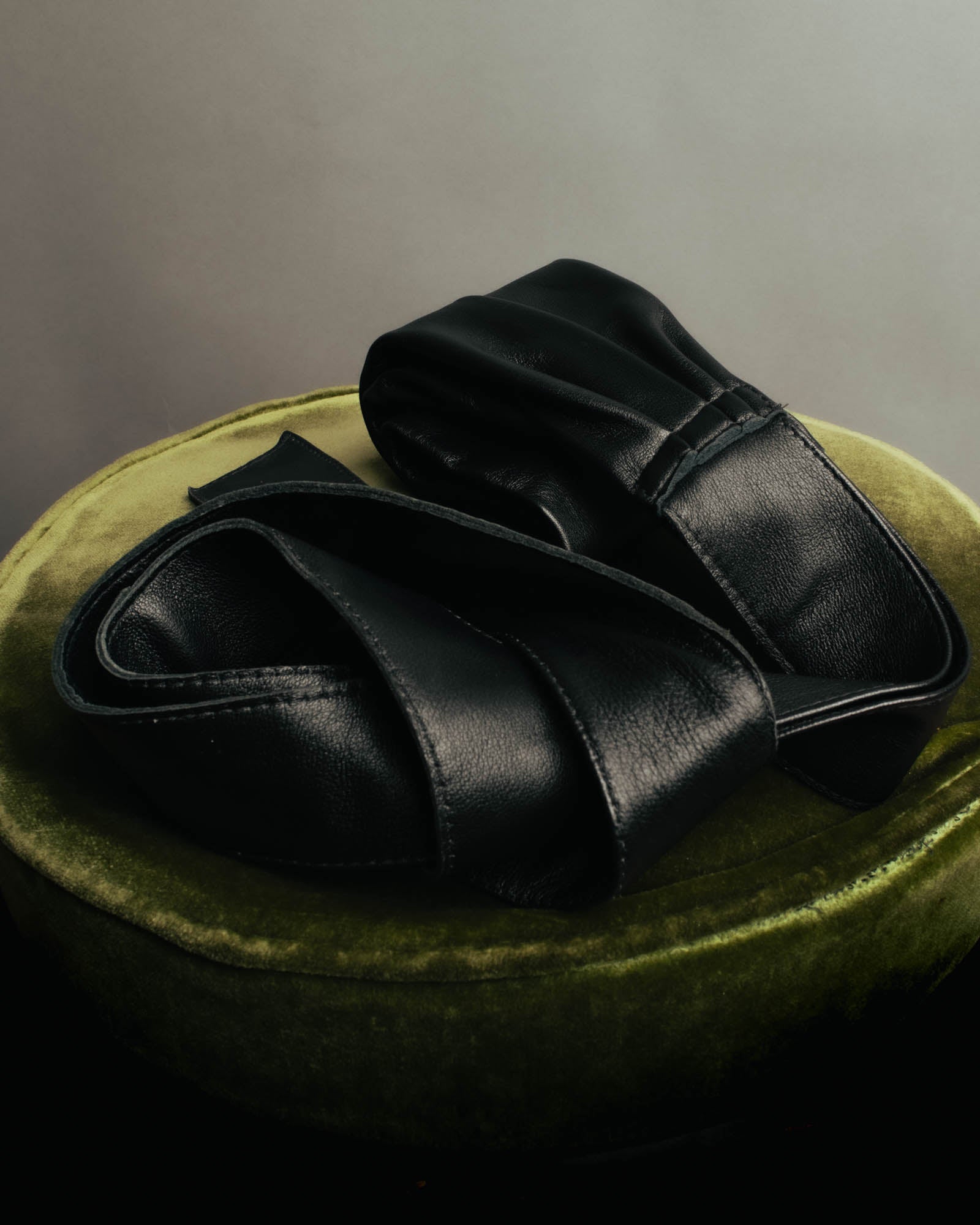 "HOXTON BOUTIQUE" 00's-10's Pebbled leather scarf belt