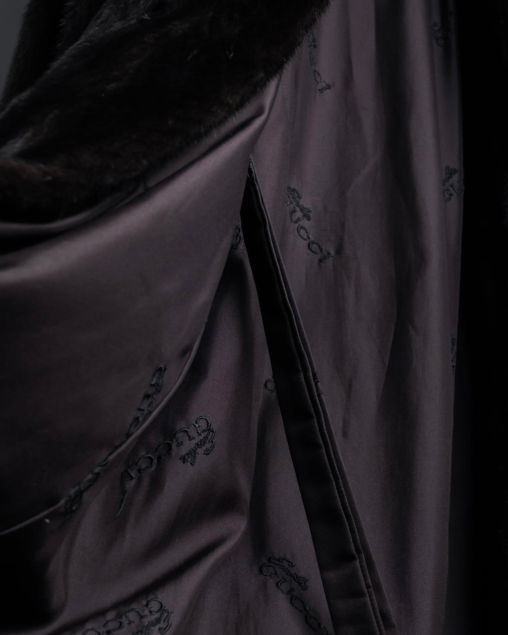 "GUCCI" Semi-custom atelier work fur long coat