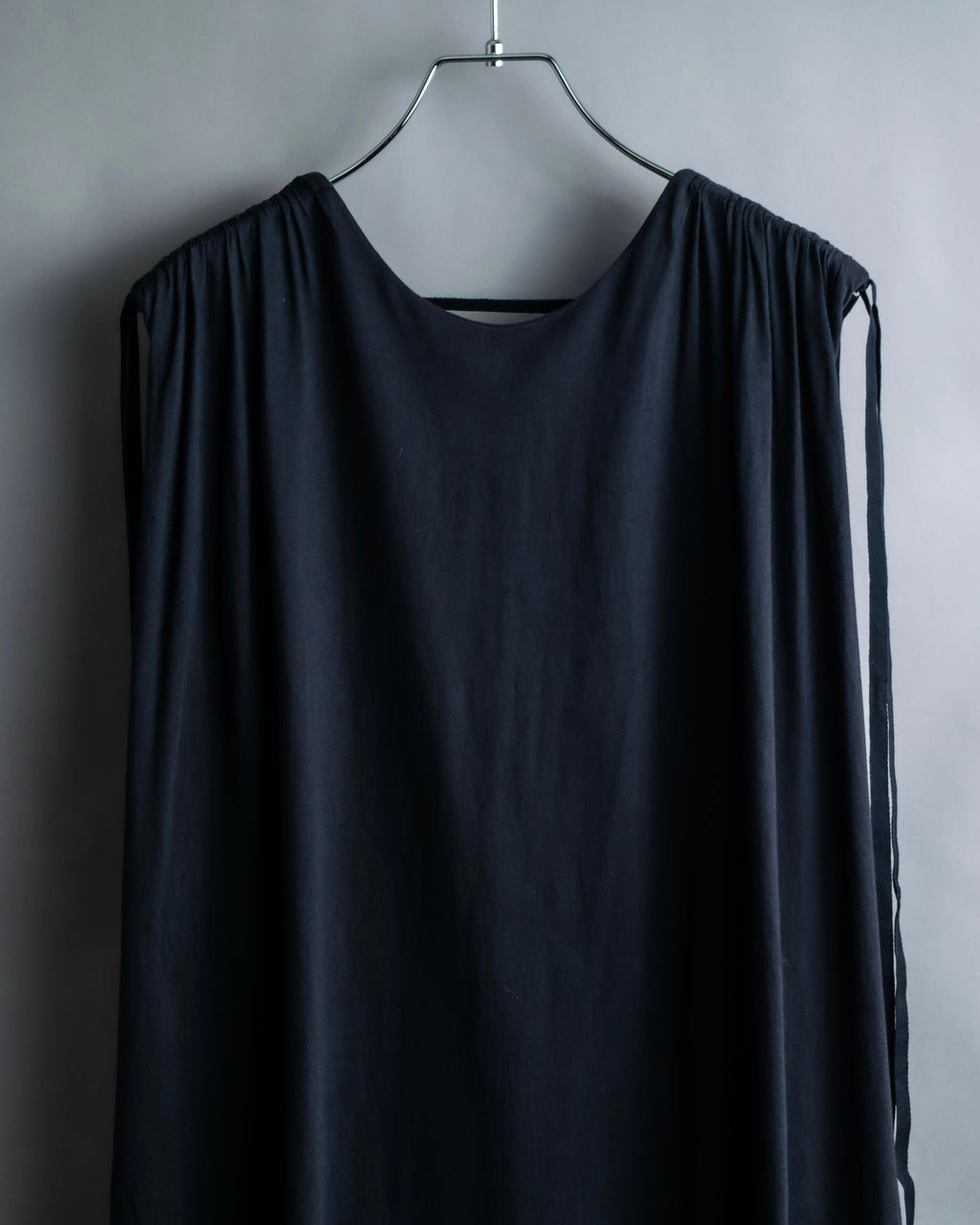 “N°21” Lace up designed no sleeves one piece