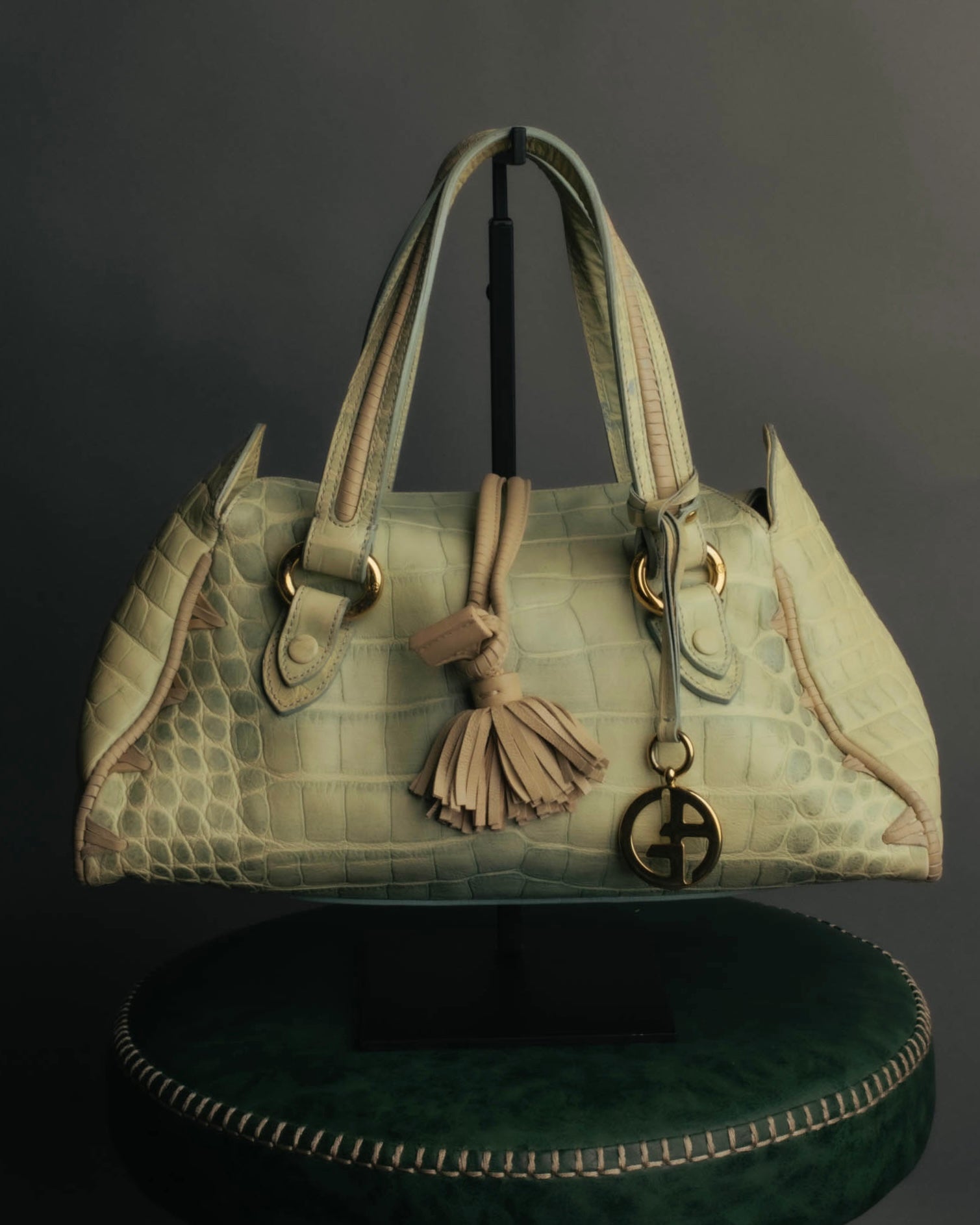 "GIORGIO ARMANI" 00's Crocodile-embossed leather tassel handbag