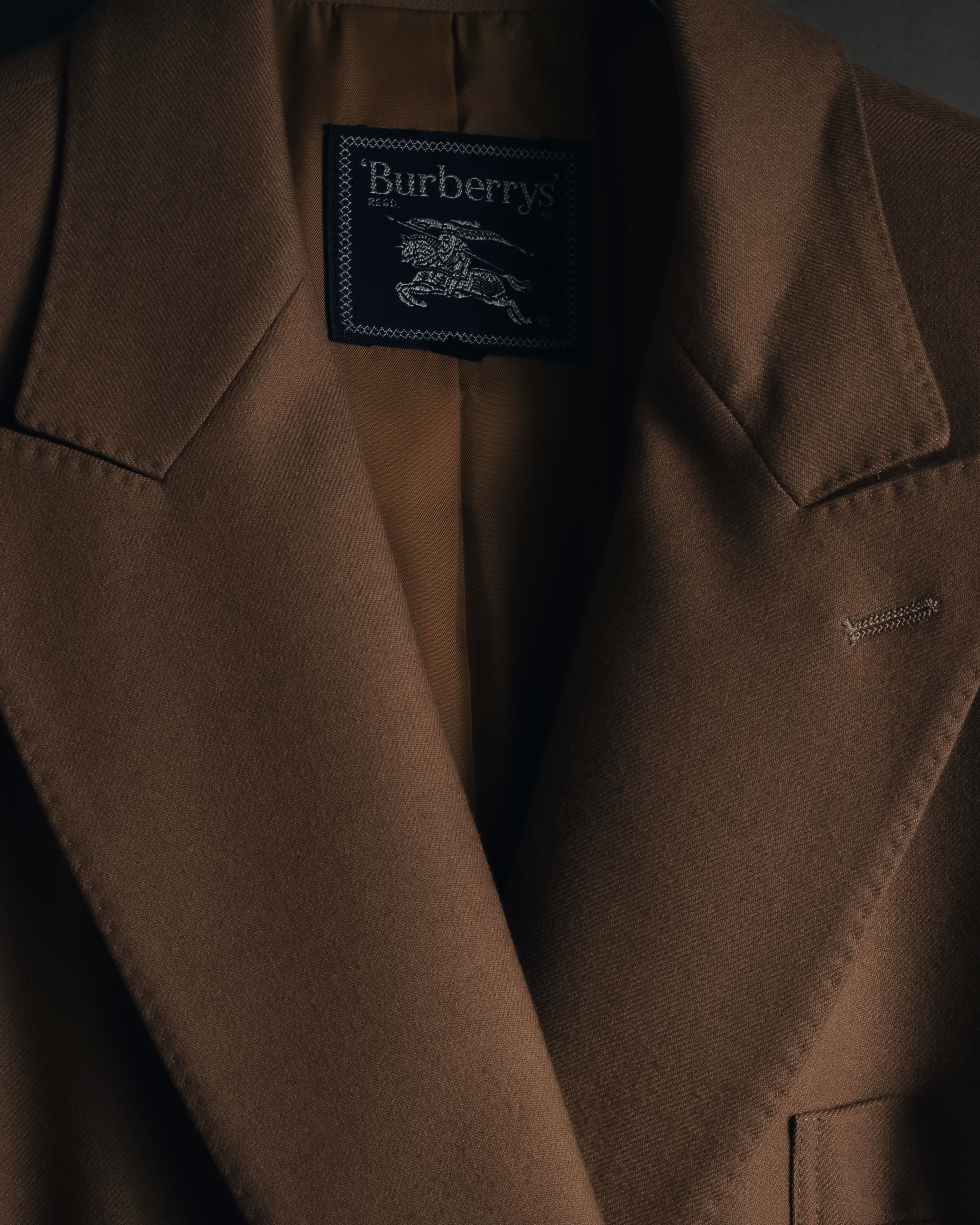 “Burberrys” 90’s crest button double breasted tailored jacket