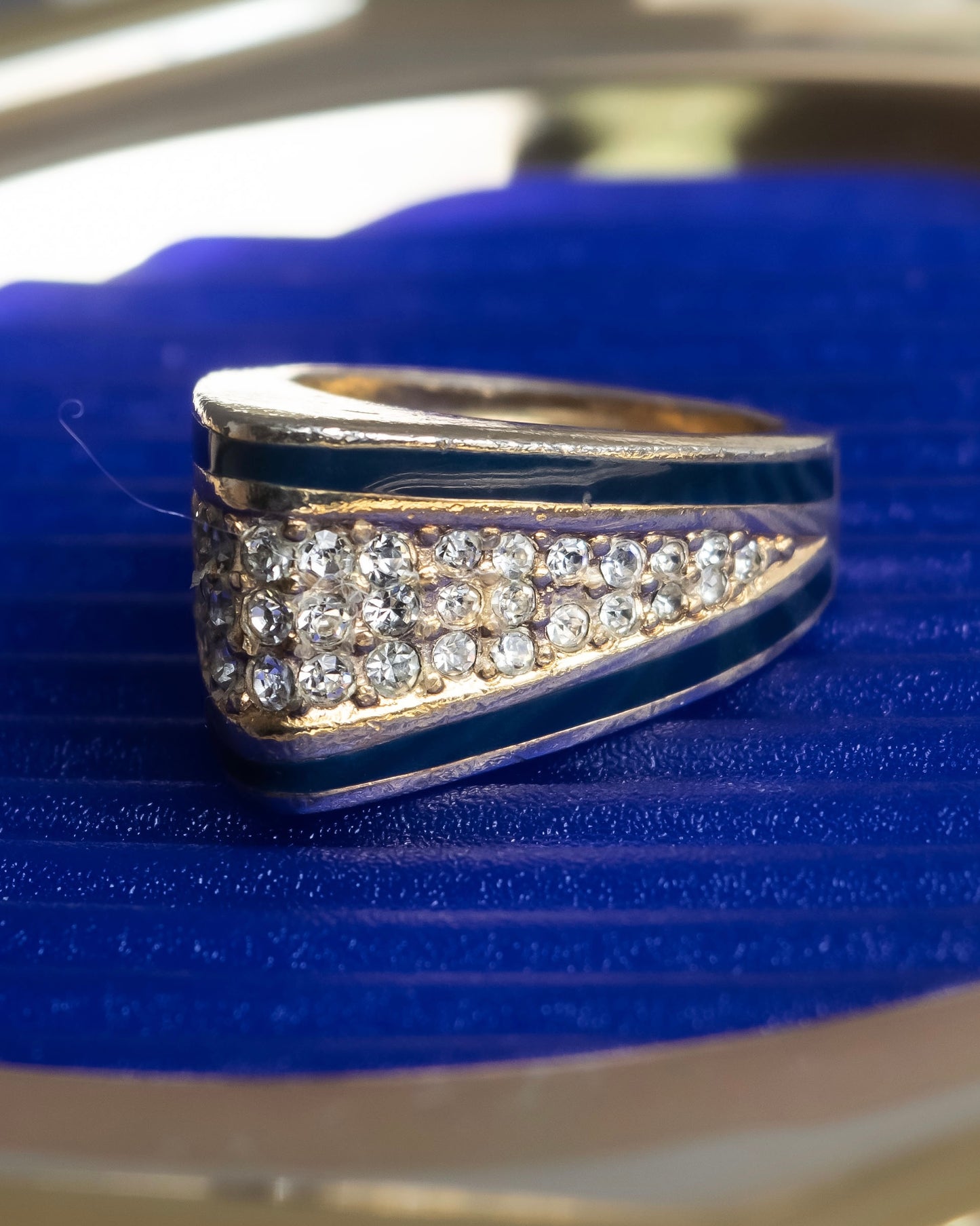 "Christian Dior" Diamond embedded blue line design ring