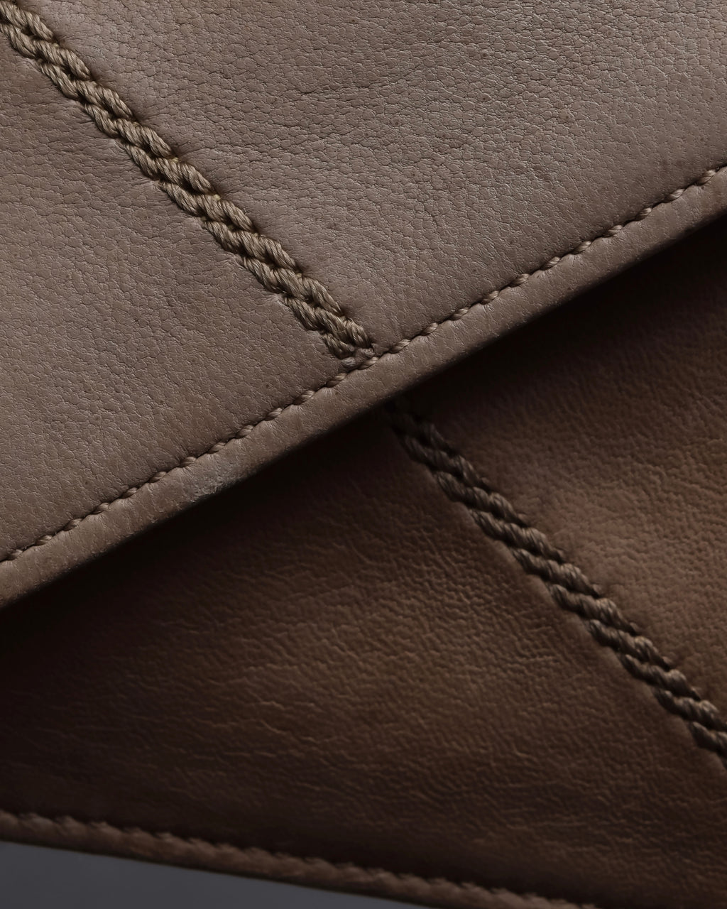 "HERMES" 70's Diamond stitched envelope leather bag