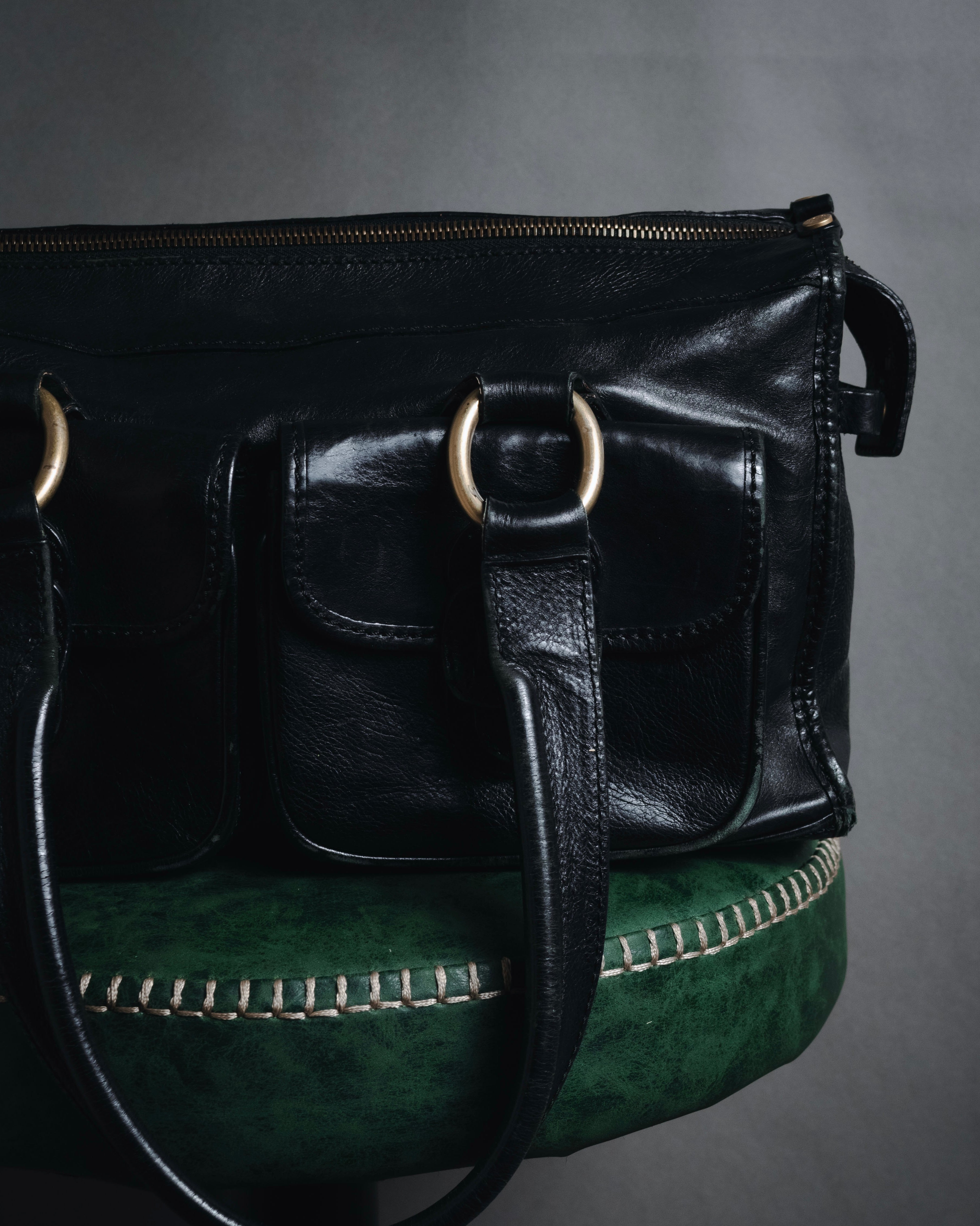 "CELINE" Leather double-pocket ring-hardware shoulder bag
