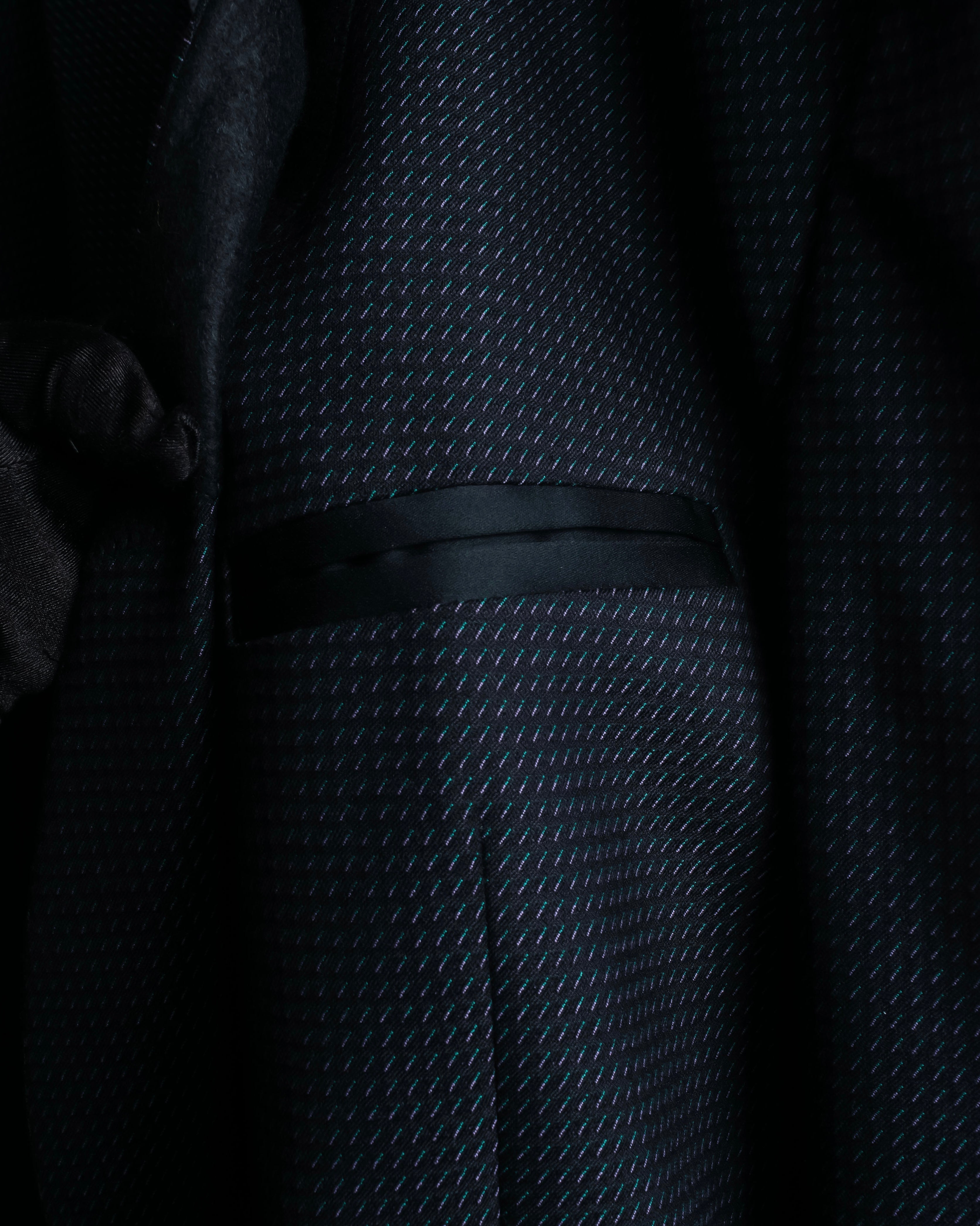 Vintage lapel design tailored jacket