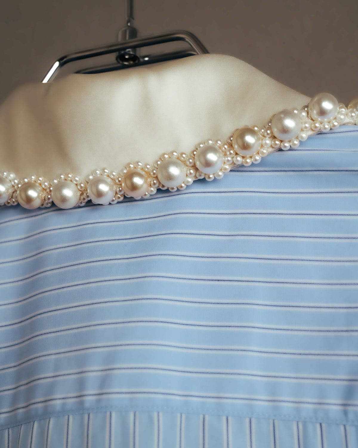 -SPECIAL- "GUCCI" 2010's-20's Pearl embellished detachable collar striped long shirt