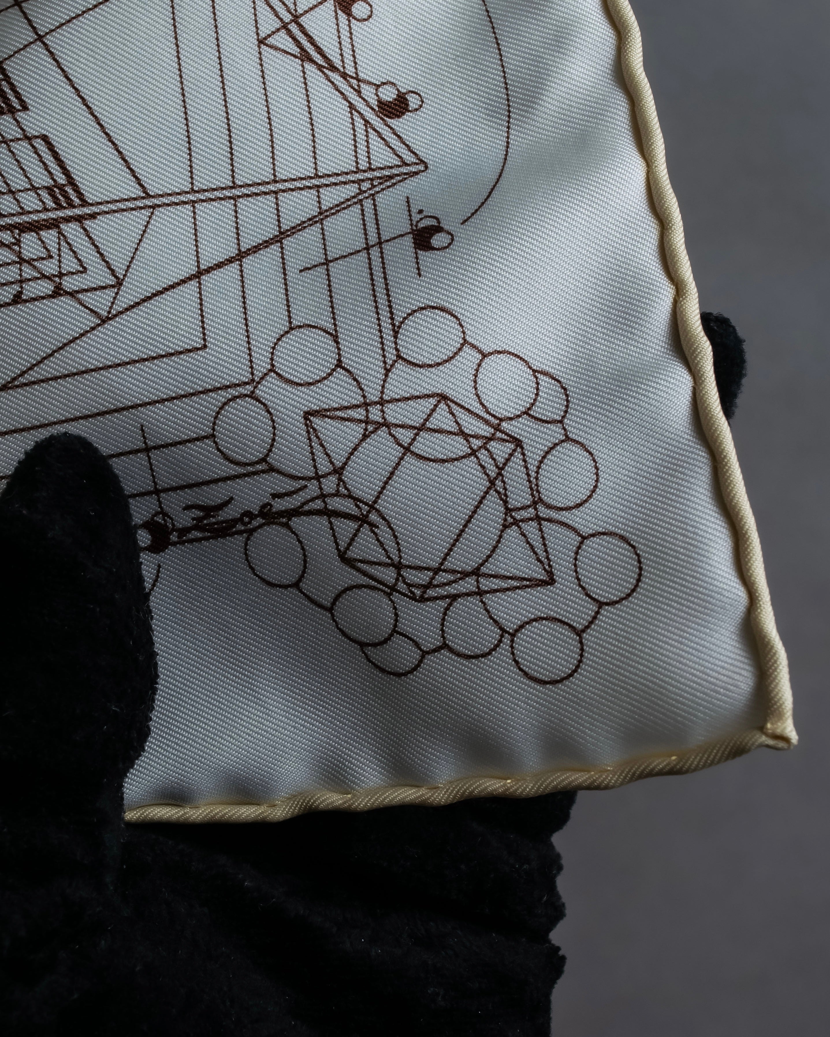 "HERMES" La Musique des Sphères petit carre scarf