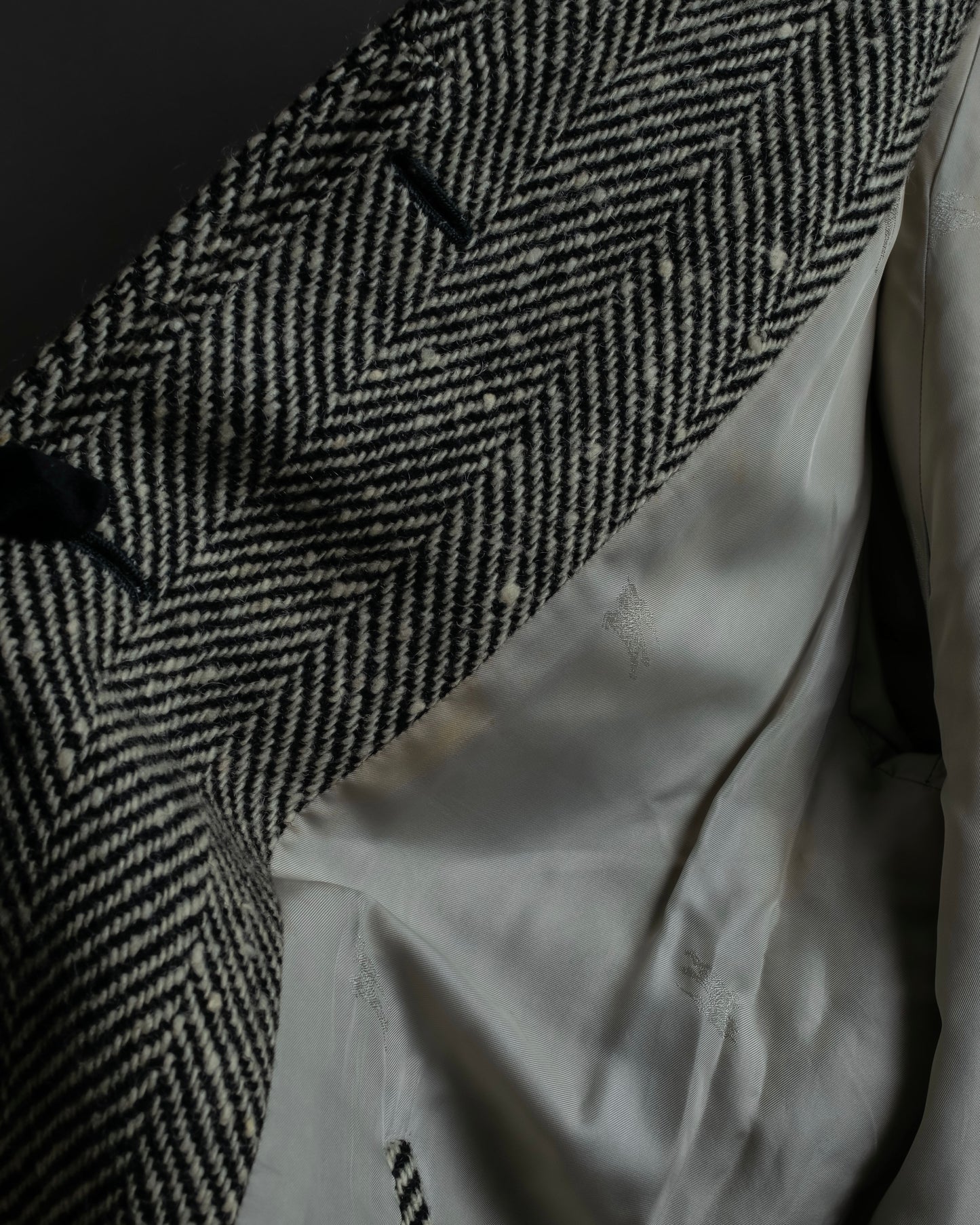 "BURBERRYS" Herringbone belted design soutien collar coat