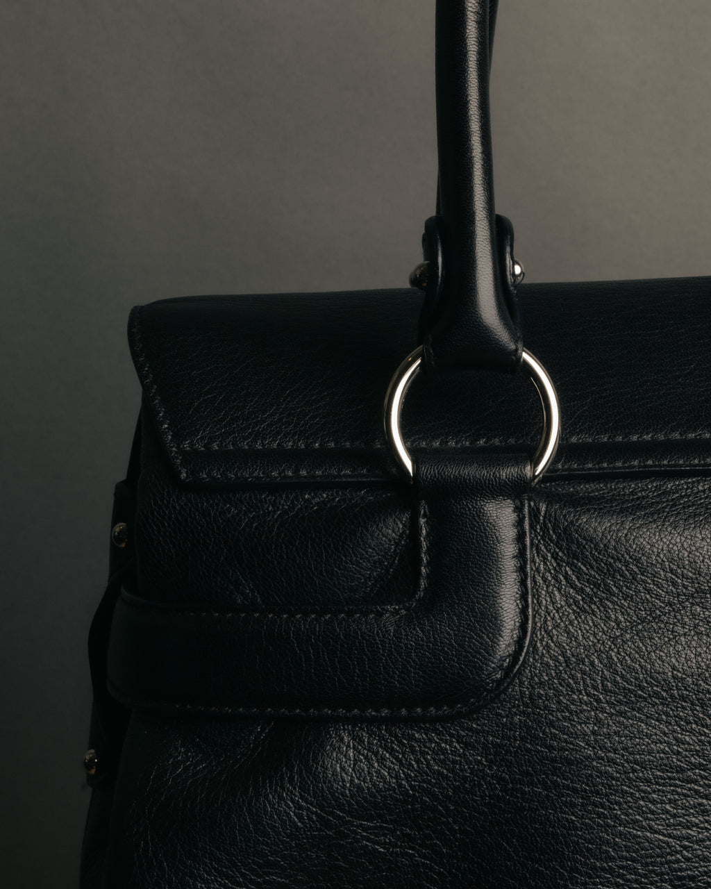 “Salvatore Ferragamo“ 00’s-10’s Gancini ring hardware leather shoulder bag