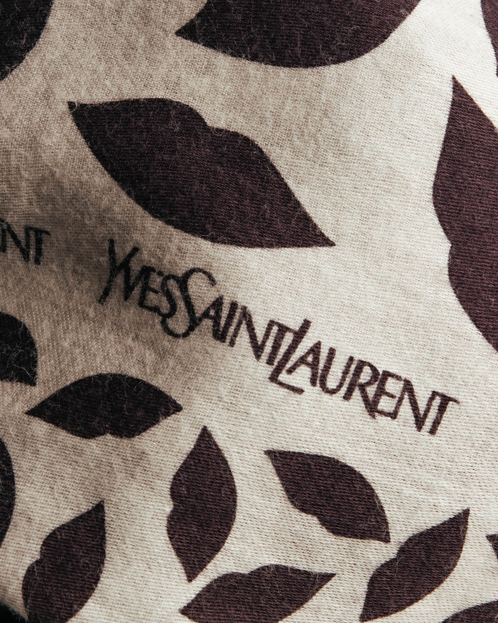 “Yves Saint Laurent” 80’s-90’s Leaf motif logo mini scarf