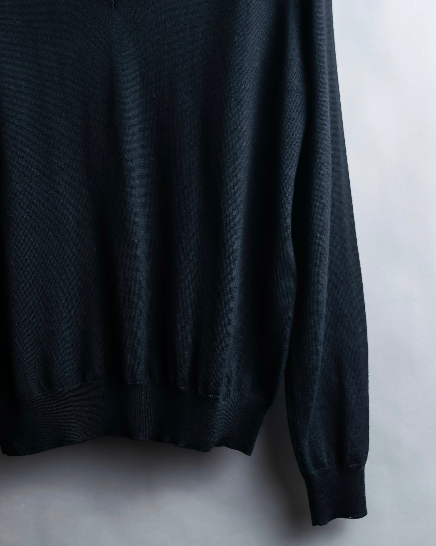 "PRADA" V-neck relaxed wool high gauge knit pullover