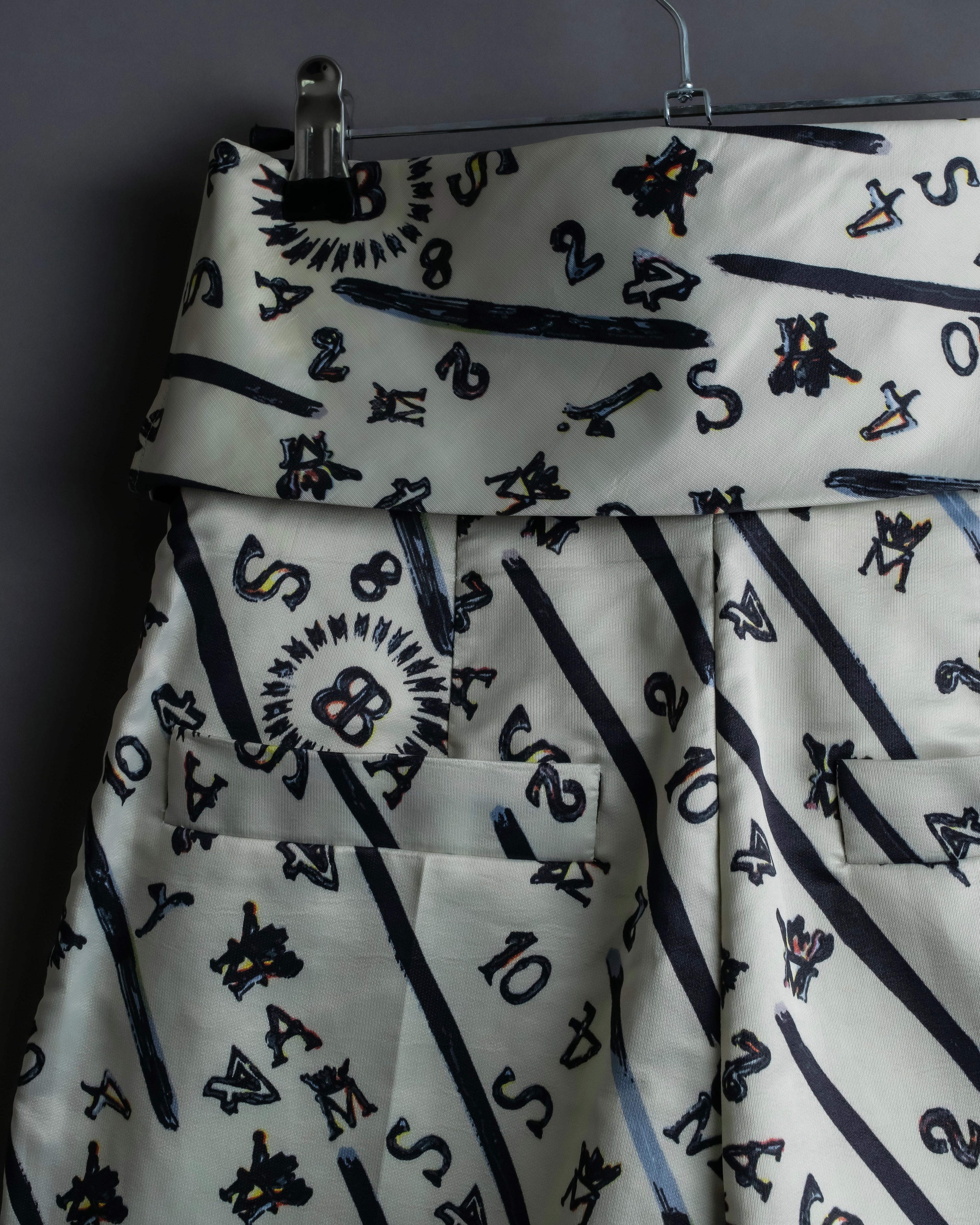 “BALENCIAGA” Number pattern designed shorts