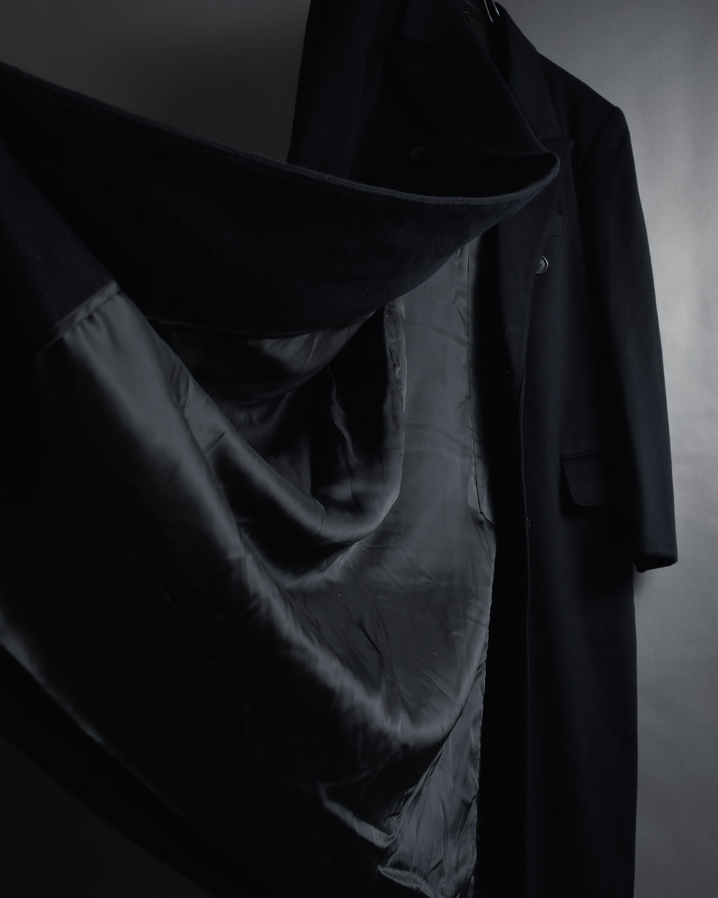 Abrigo doble botonadura de lana de los años 90 de YVES SAINT LAURENT