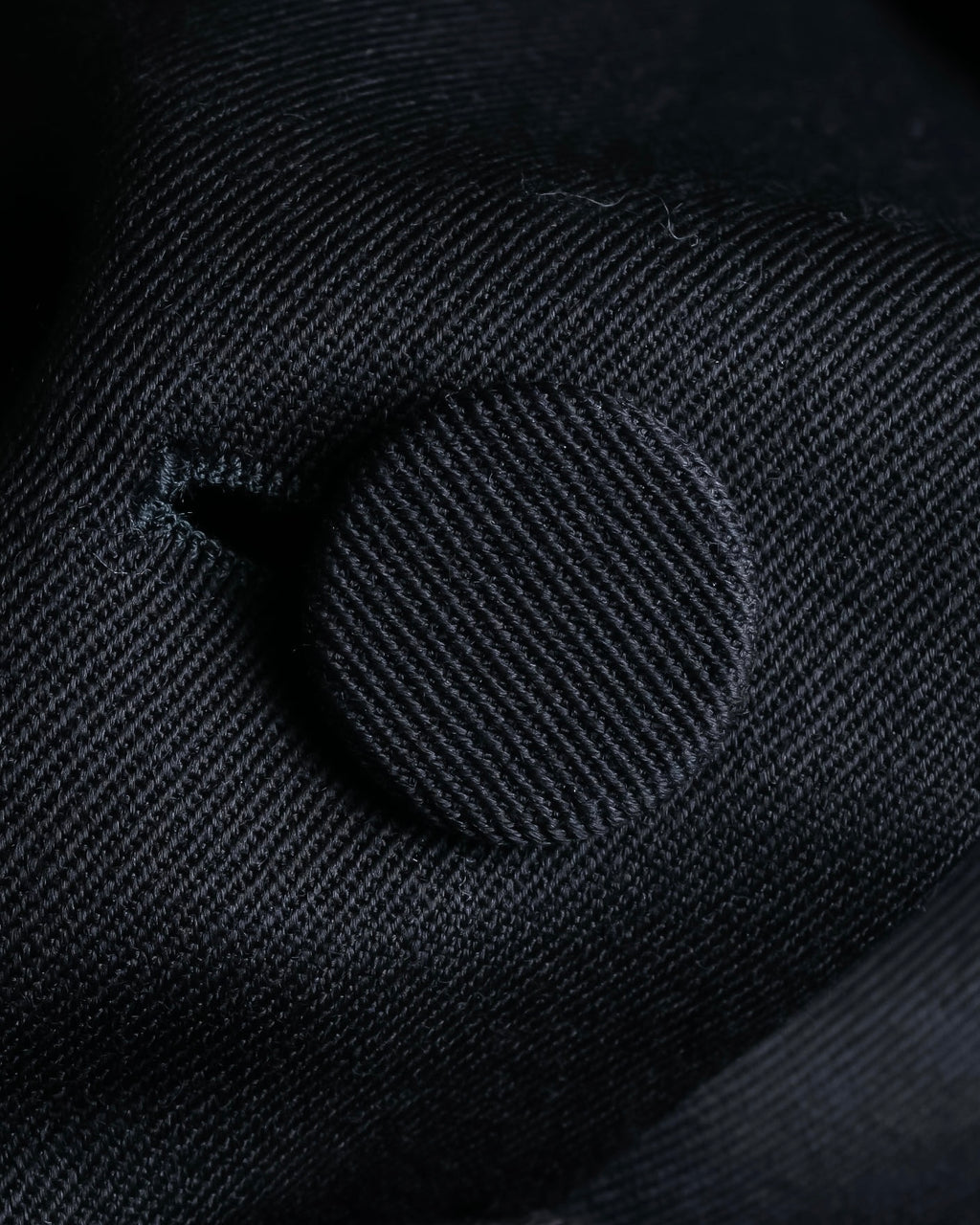 "HUGO BOSS" Satin switch lapel shaped tailored coat