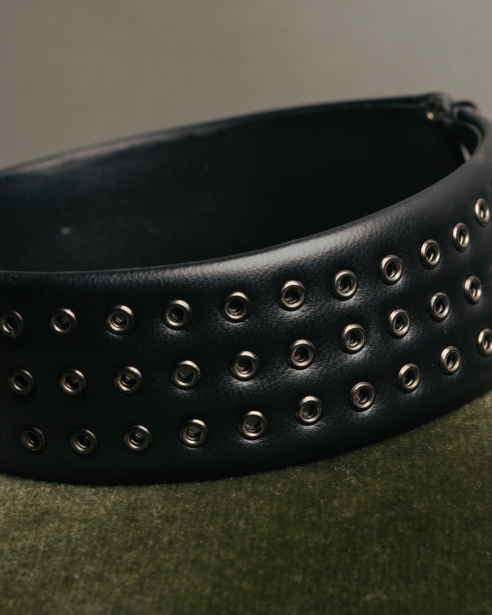 –SPECIAL– "Christian Dior" Late 2000s-2020s Eyelet leather choker necklace