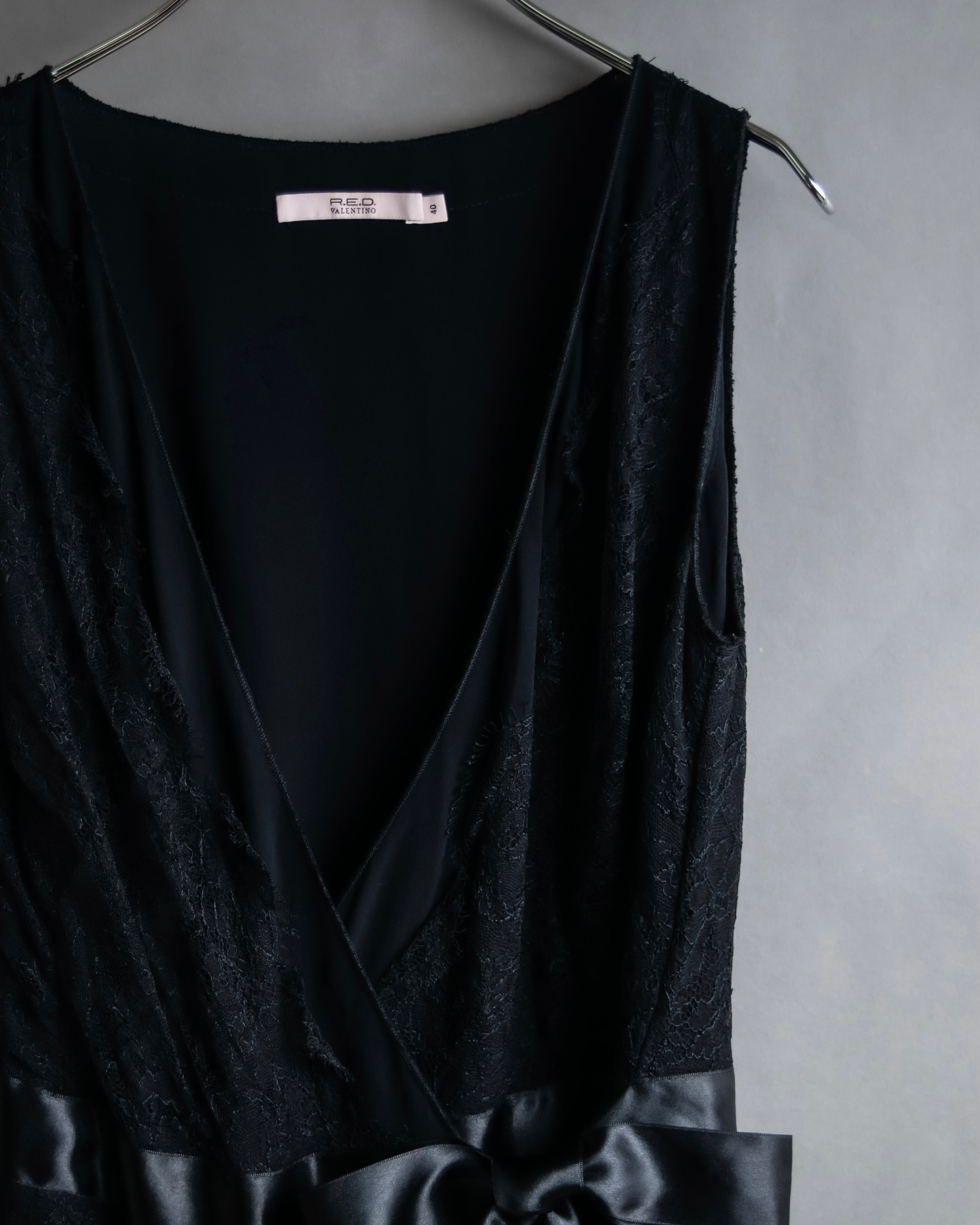 "RED VALENTINO"Ribbon belted design lace black dress