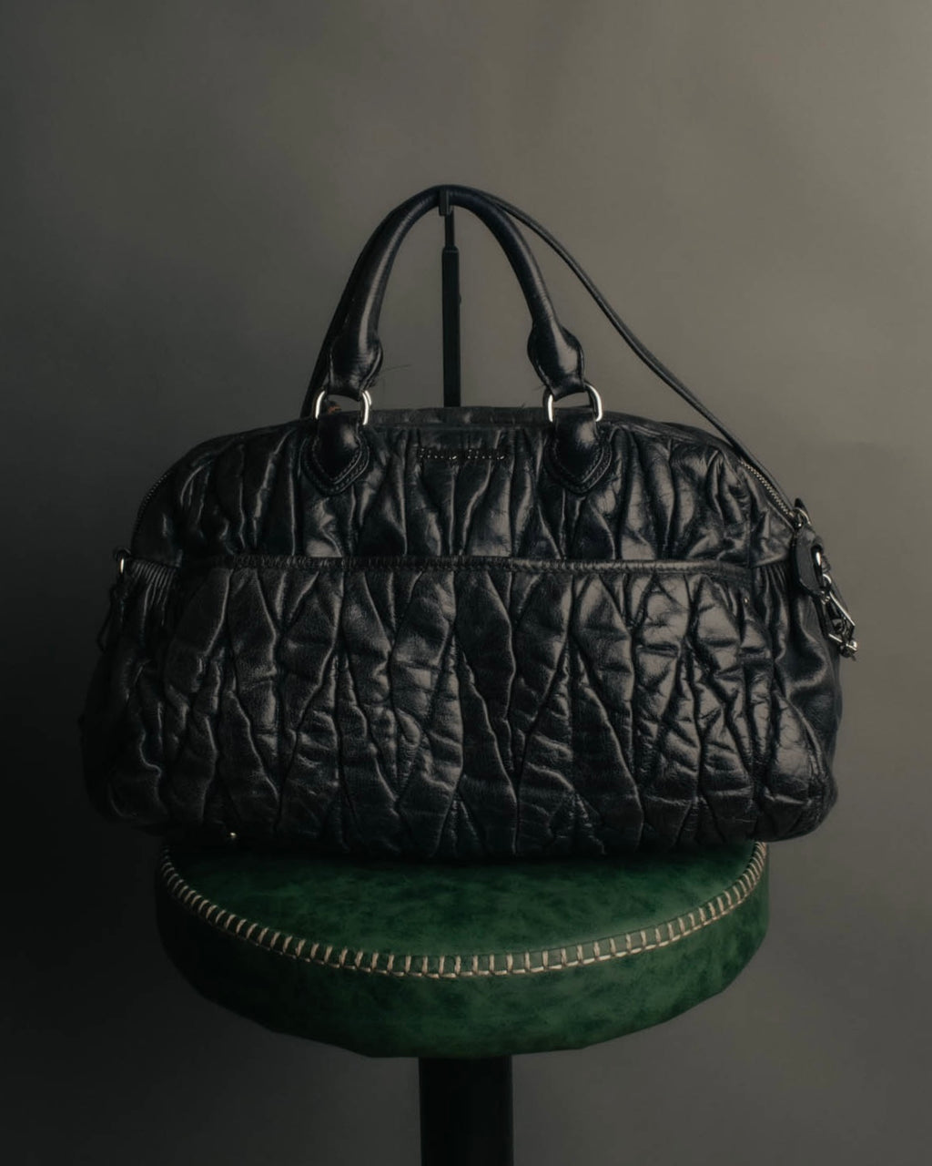 -SPECIAL- "MIU MIU" 00's-10's Glossy gathered leather handbag
