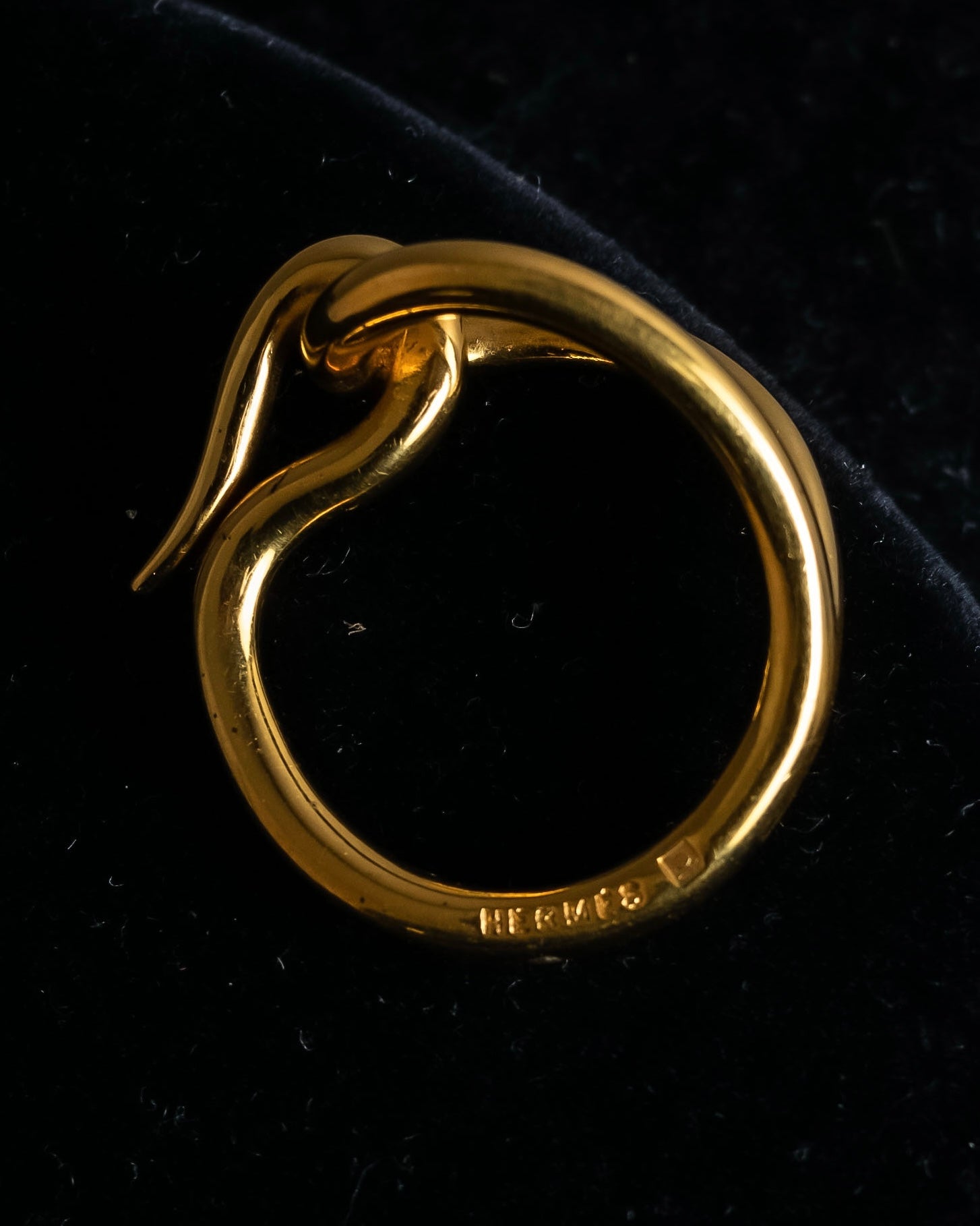 "HERMES" Jumbo scarf gold ring